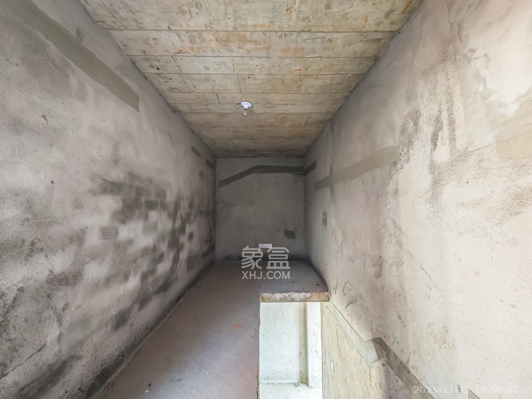 恒基旭辉湖山赋 5室3厅3卫 480.0万 恒基旭辉湖山赋 5室3厅3卫 480.0万其他