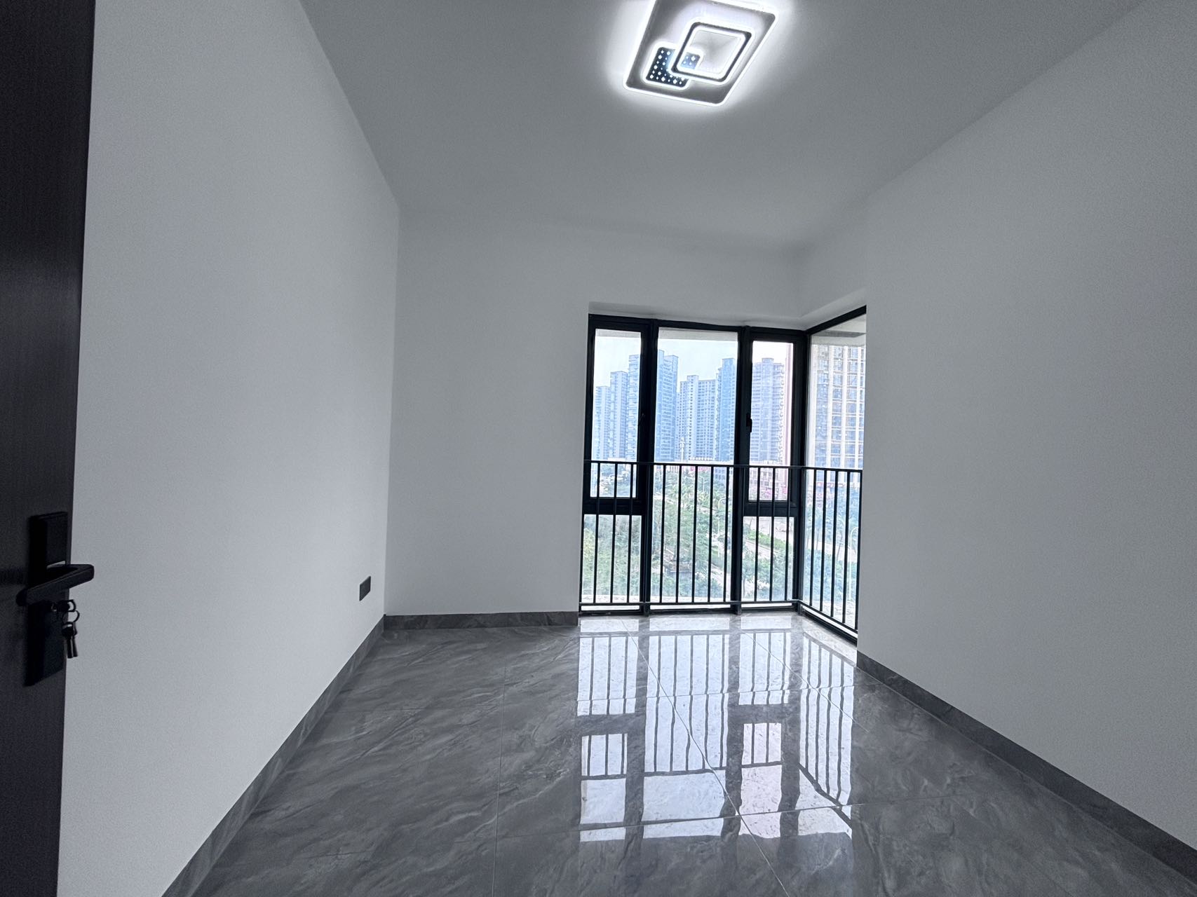 晨晖帝景 3室2厅2卫 153.0万 晨晖帝景 3室2厅2卫 153.0万室内图