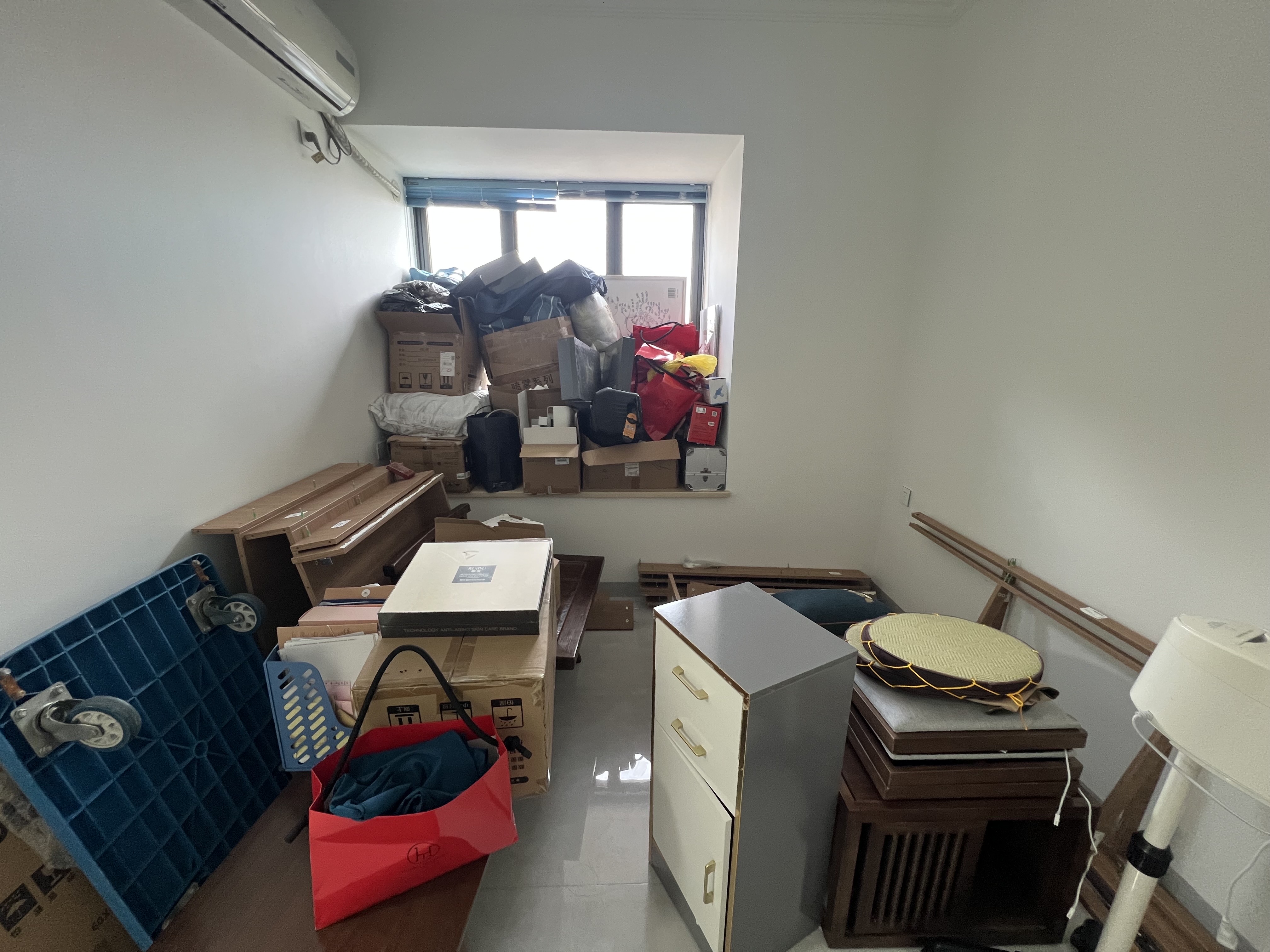 海航豪庭北苑  3室2厅2卫    5500.0元/月室内图