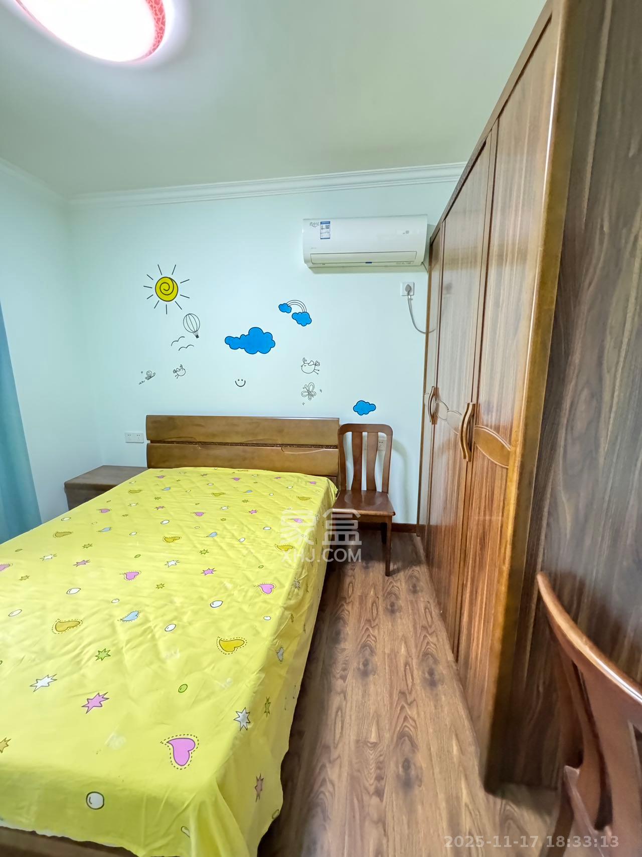 汇金城/嘉华城一期 2室1厅1卫 2600.0元/月 汇金城/嘉华城一期 2室1厅1卫 2600.0元/月室内图