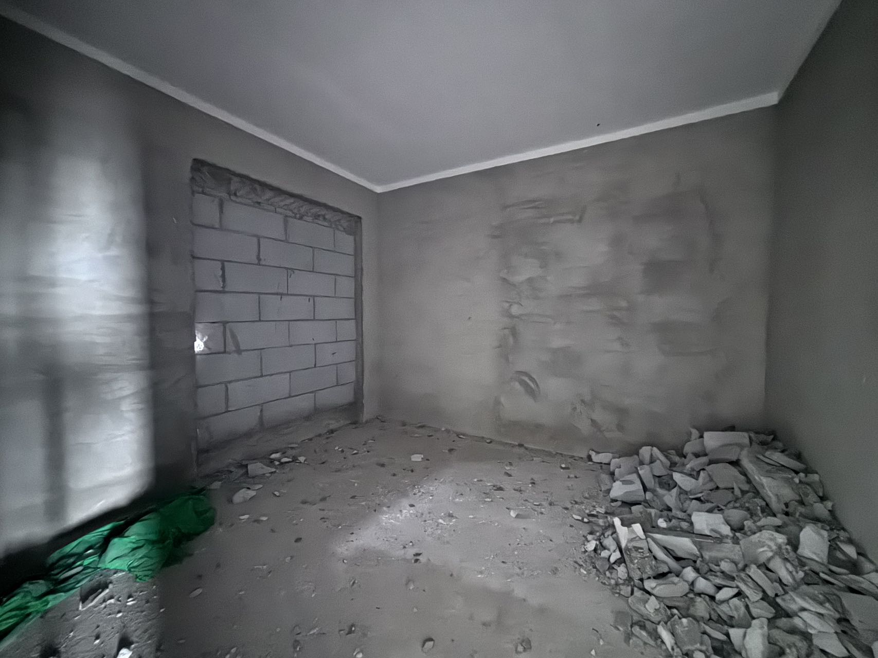 绿地海长流四期（绿地福邸）  3室2厅2卫    160.0万室内图