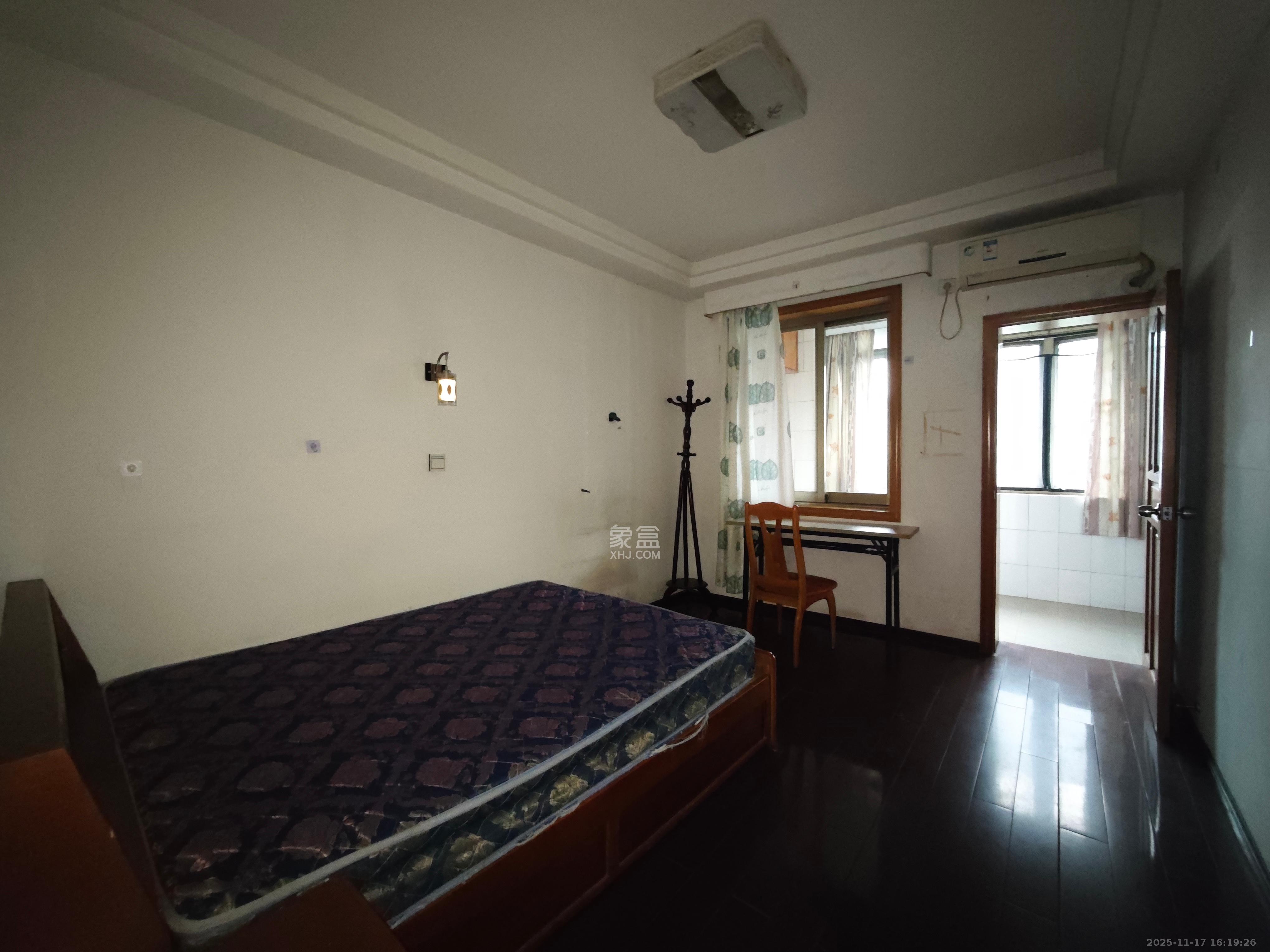 学宫街散盘 3室2厅2卫 2500.0元/月 学宫街散盘 3室2厅2卫 2500.0元/月室内图