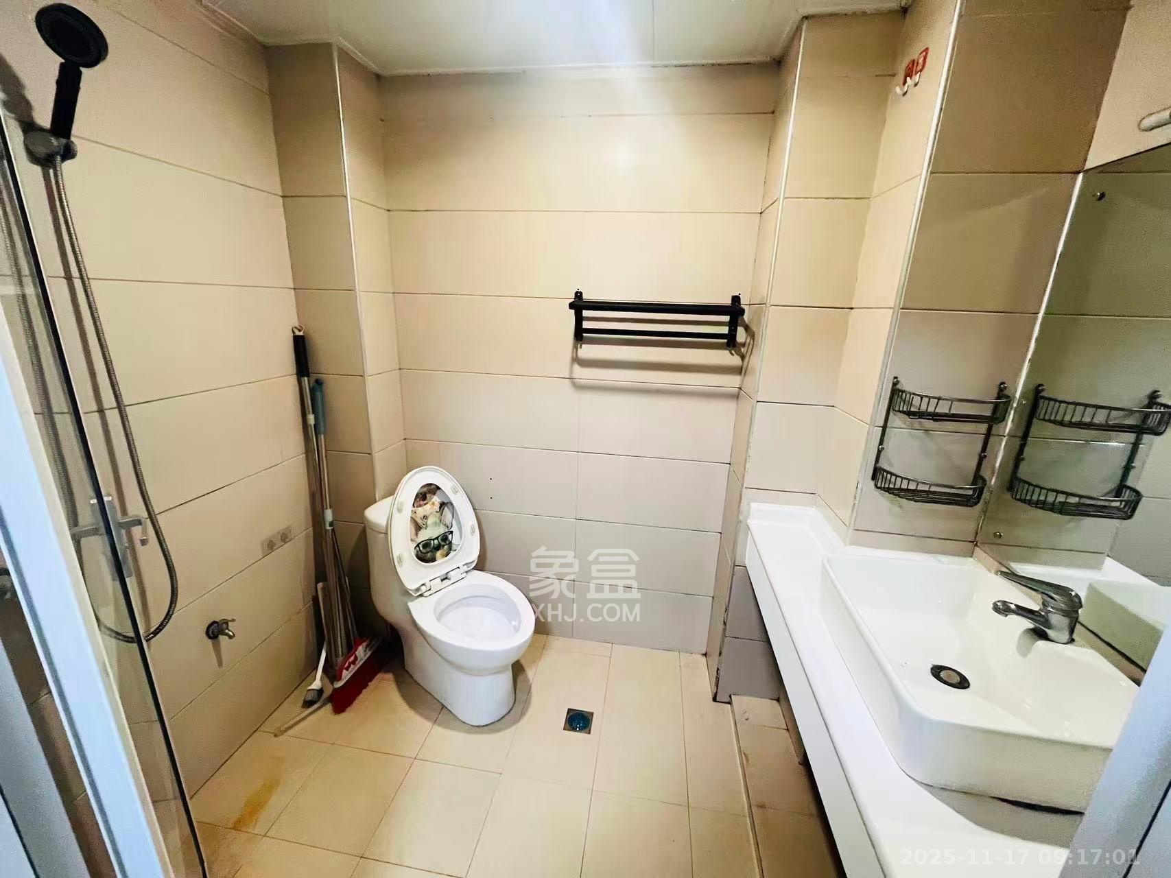 西罗亚大厦  2室1厅1卫    2900.0元/月室内图