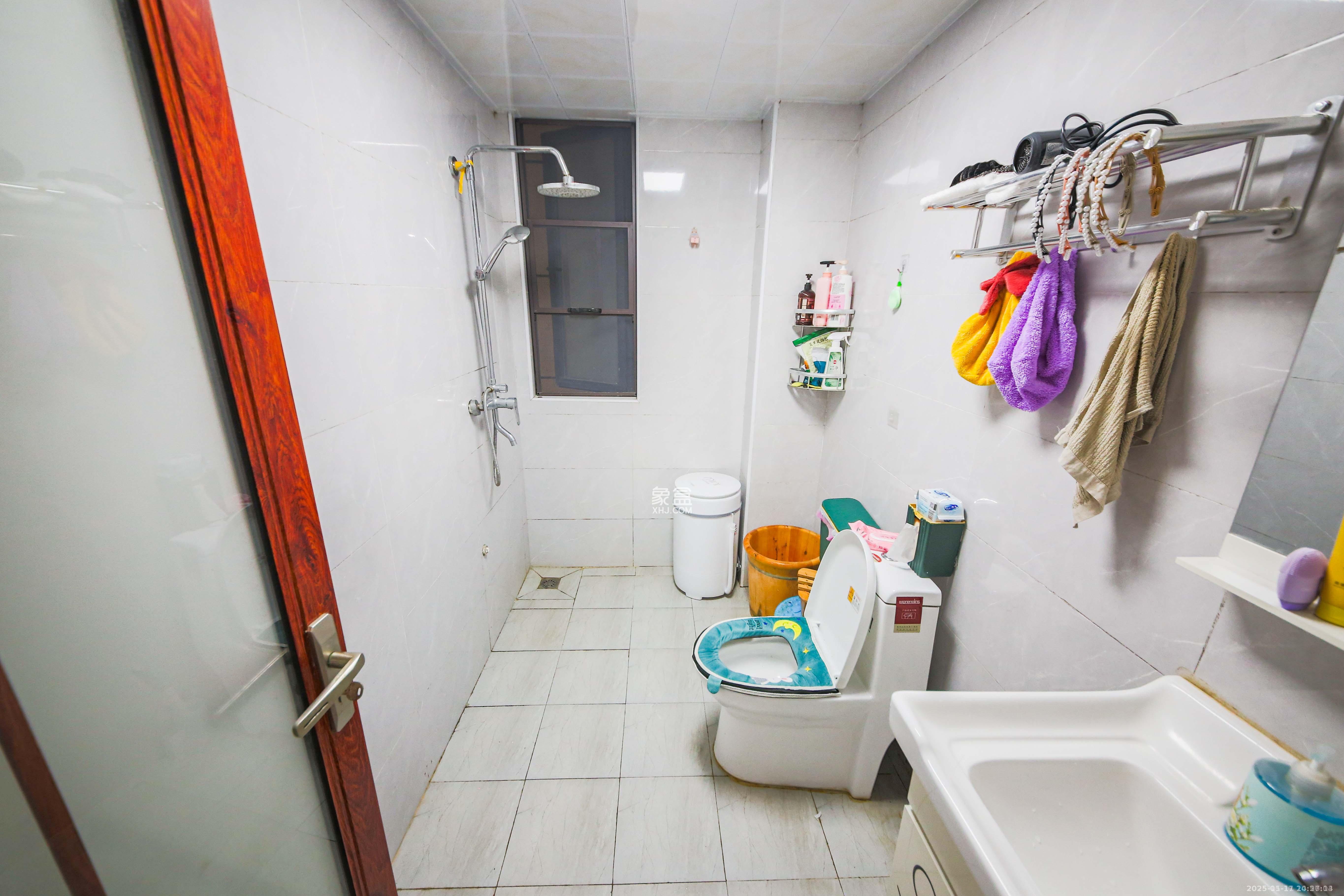 轻盐阳光CEO(轻盐雅苑)(轻奢时代) 3室2厅1卫 2500.0元/月 轻盐阳光CEO(轻盐雅苑)(轻奢时代) 3室2厅1卫 2500.0元/月室内图