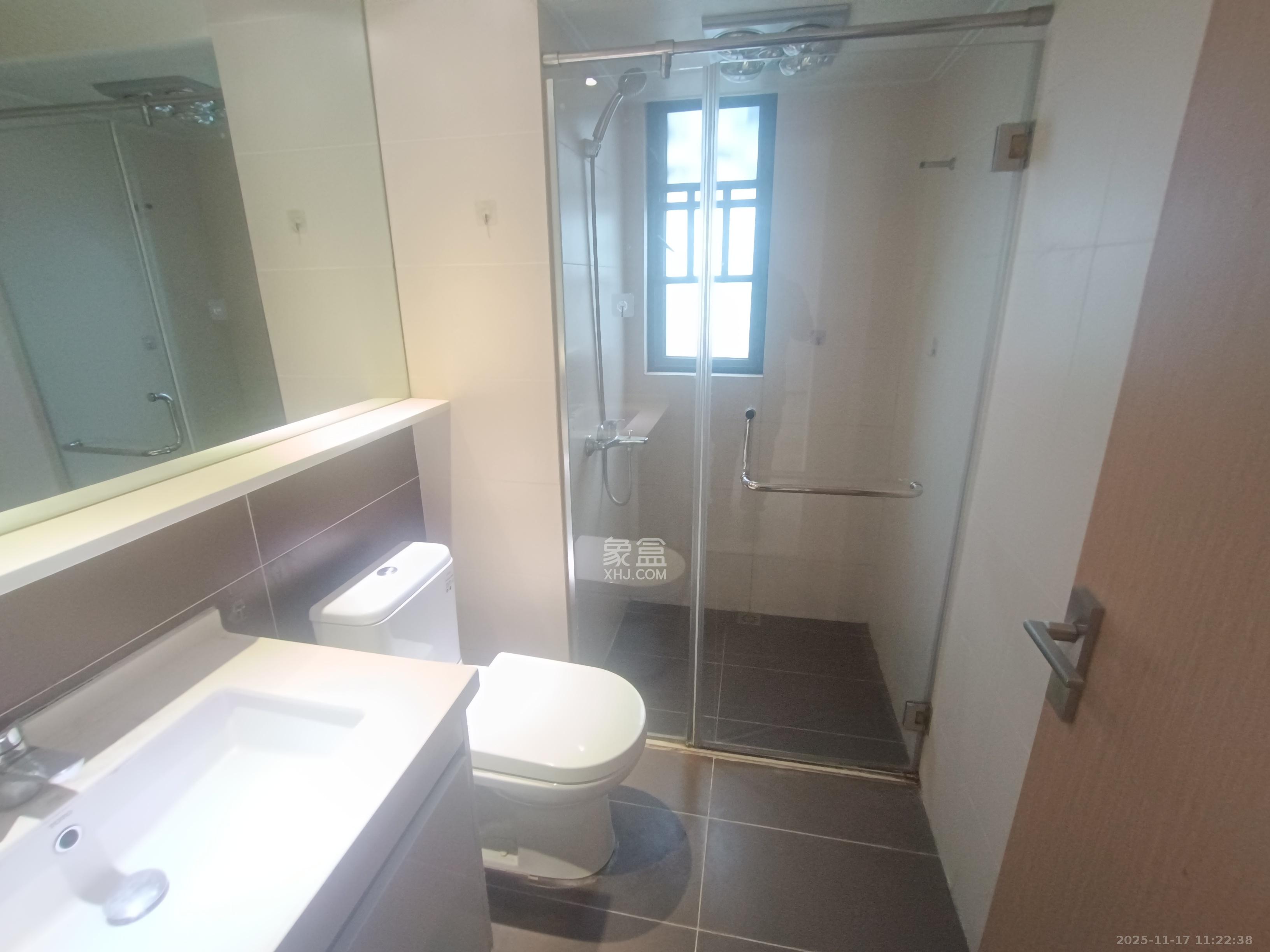 时代倾城二期  2室2厅1卫    1900.0元/月室内图