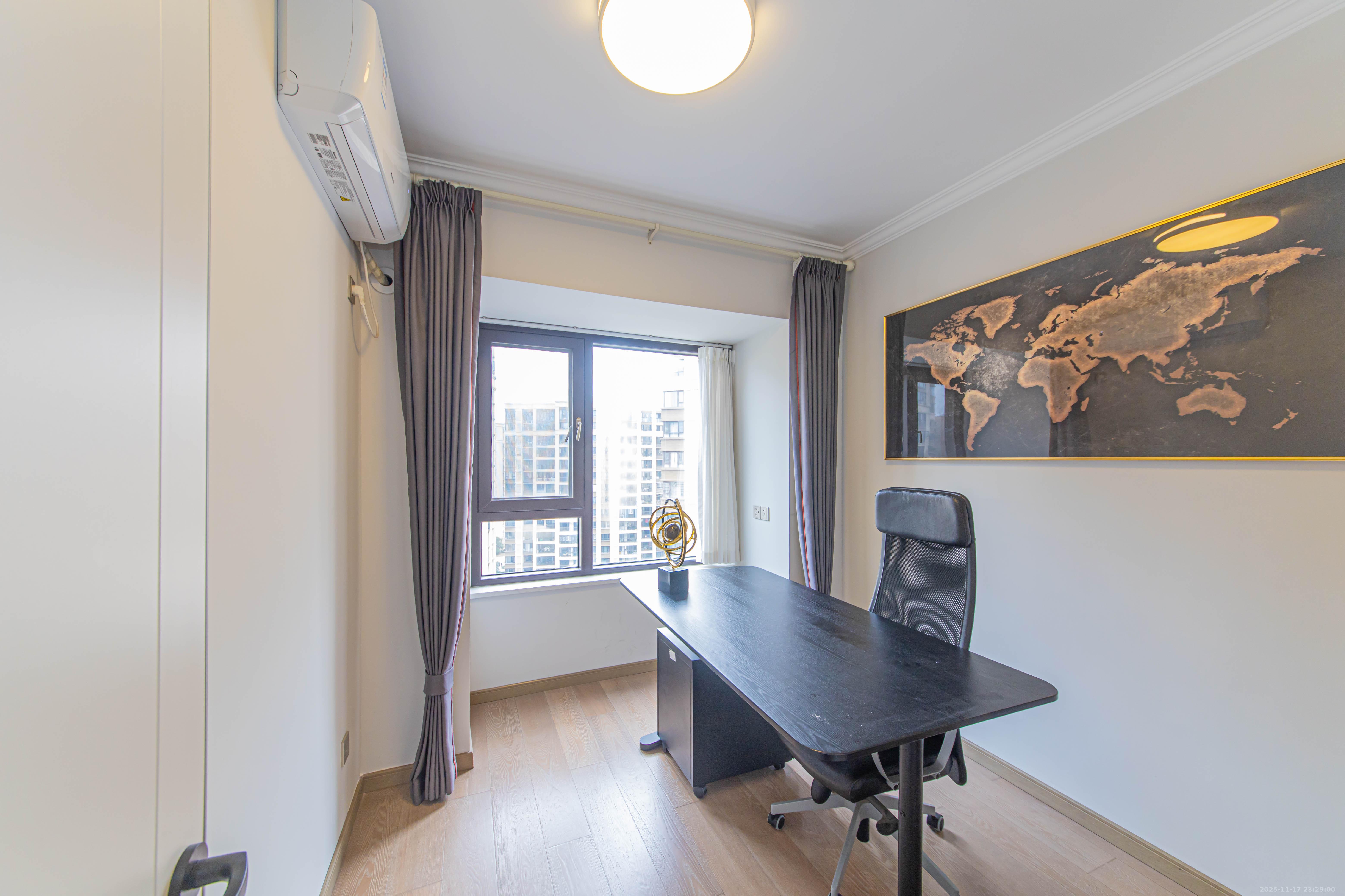 北辰中央公园DF区 4室2厅2卫 155.0万 北辰中央公园DF区 4室2厅2卫 155.0万卧室