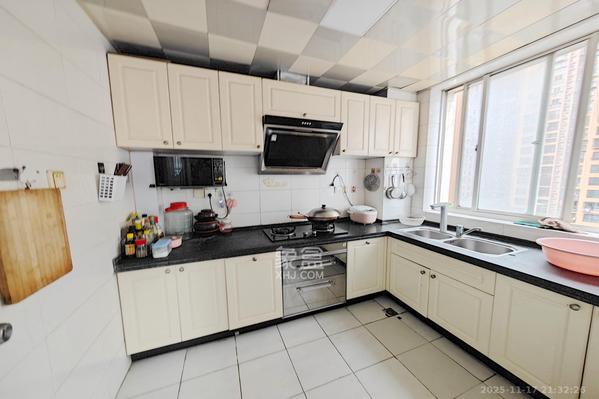 福乐康城 3室2厅1卫 82.8万 福乐康城 3室2厅1卫 82.8万厨房