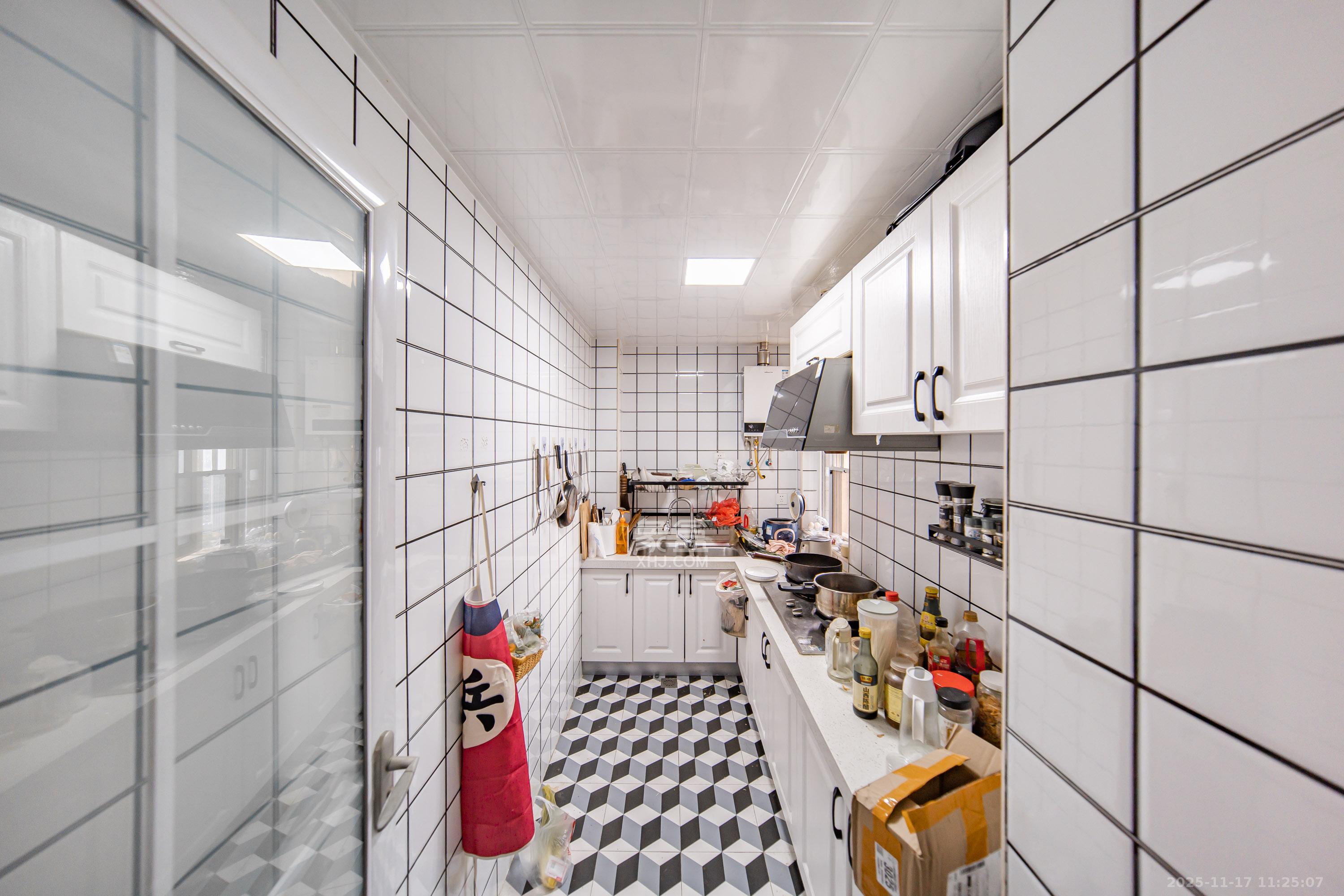 鑫利家园  2室2厅1卫    55.0万厨房