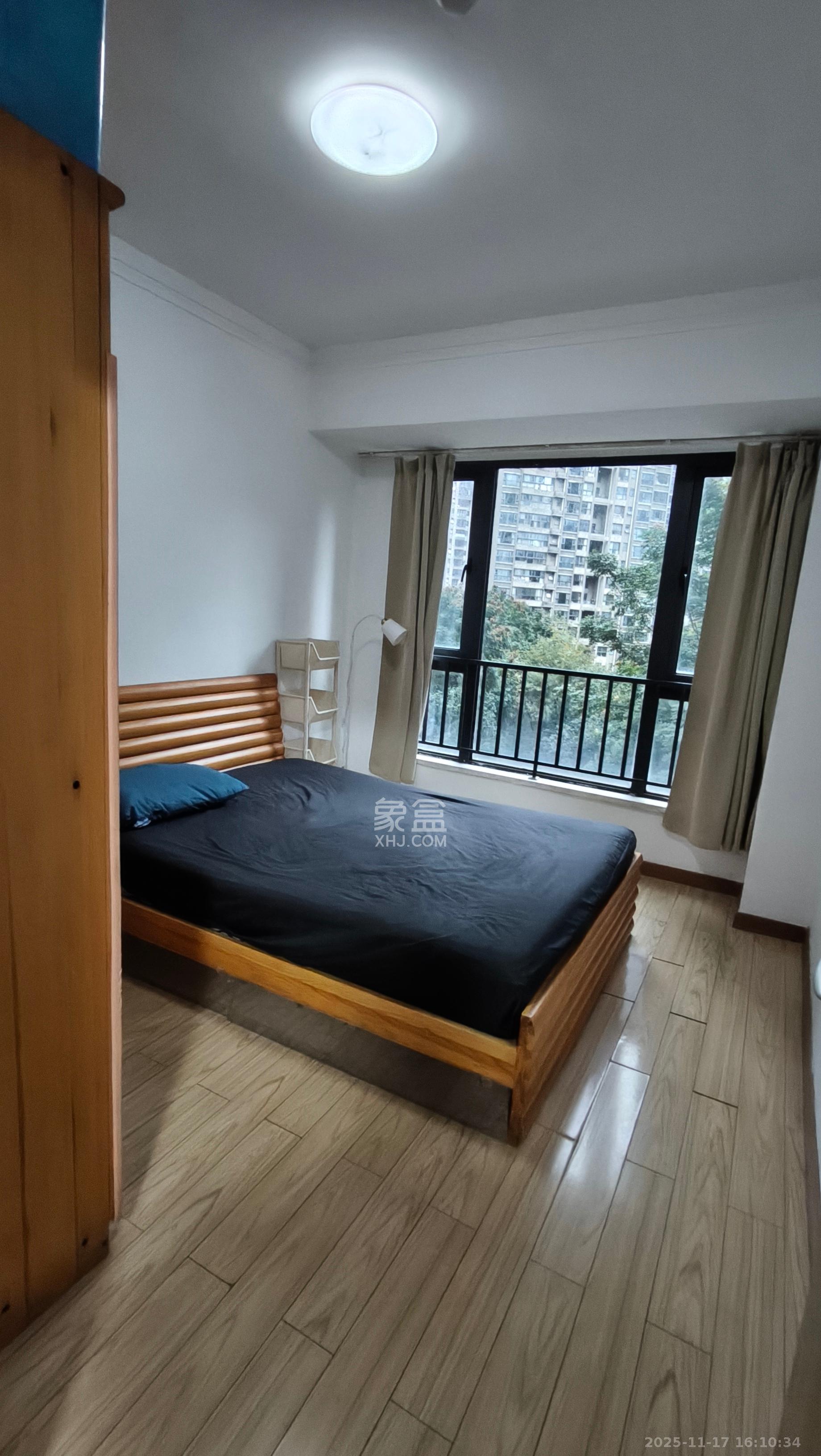 藏珑湖上国际花园 1室1厅1卫 2000.0元/月 藏珑湖上国际花园 1室1厅1卫 2000.0元/月室内图