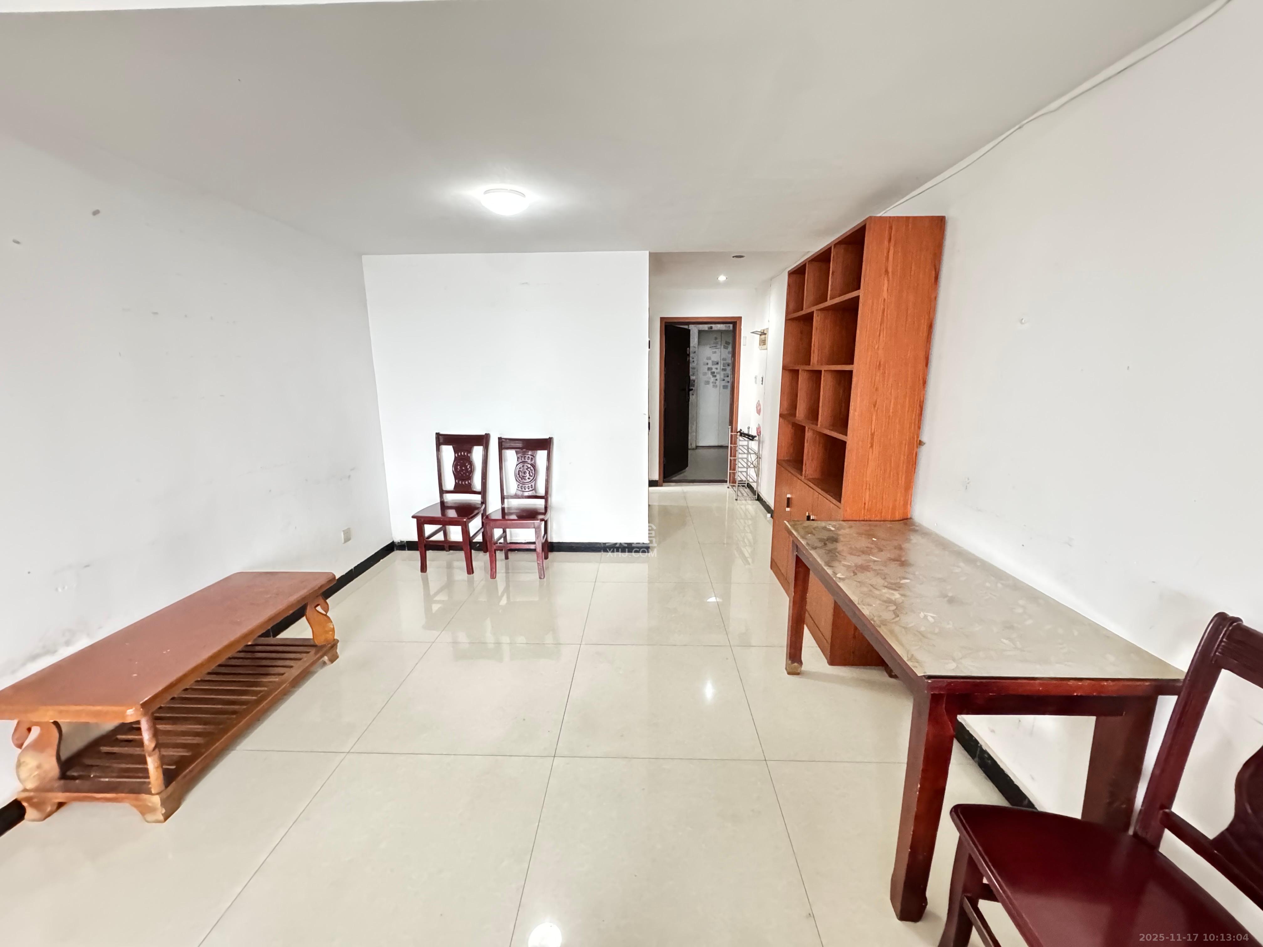 都市兰亭  3室1厅1卫    2000.0元/月室内图