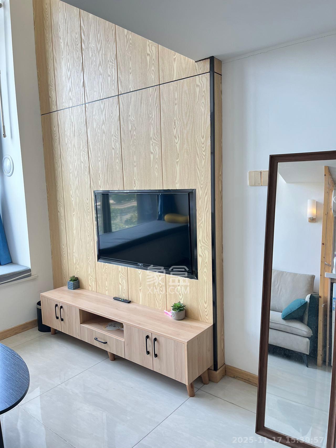 弘坤云寓  1室1厅1卫    2200.0元/月室内图