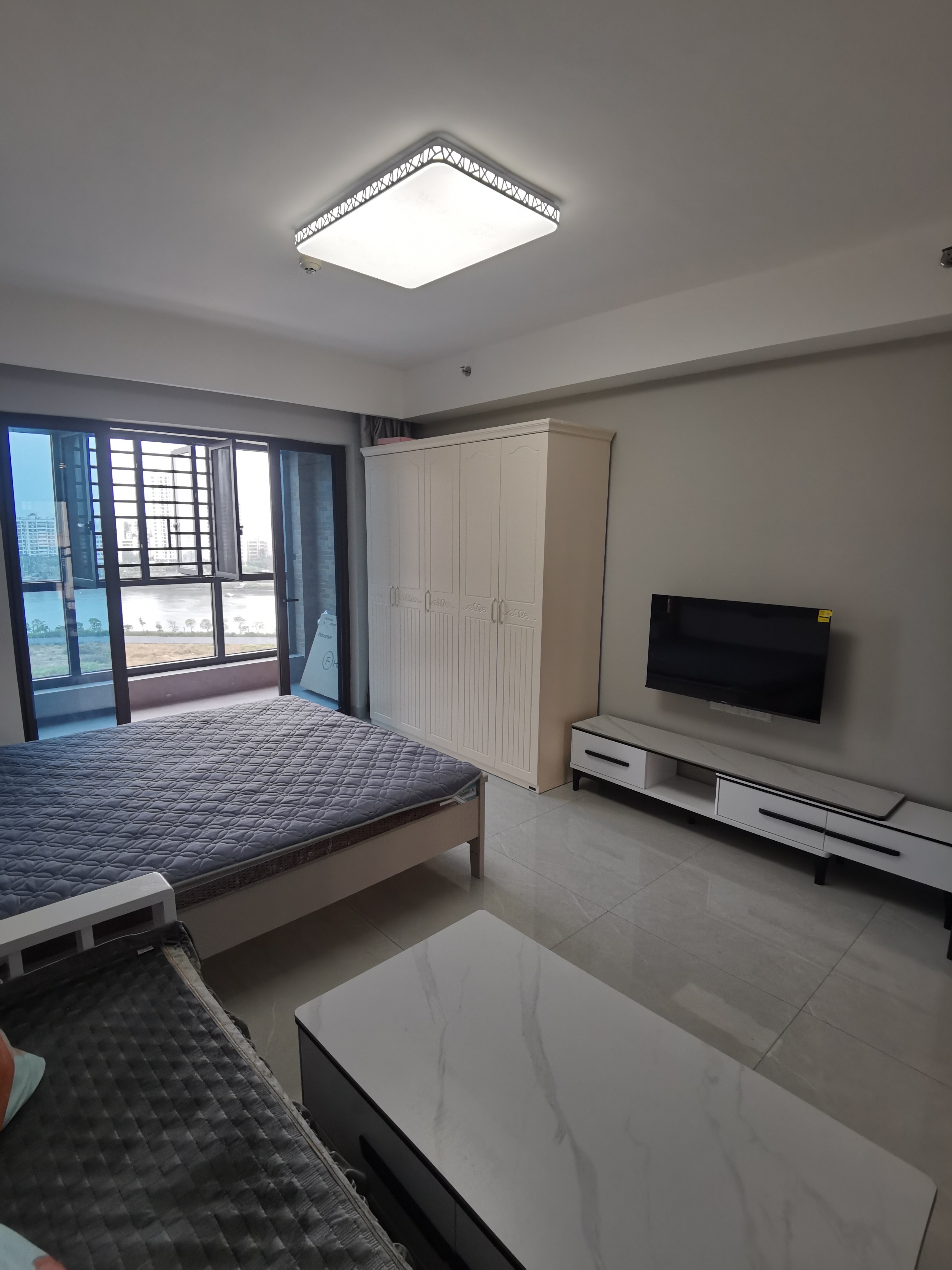 海湾花园  1室0厅1卫    1800.0元/月室内图