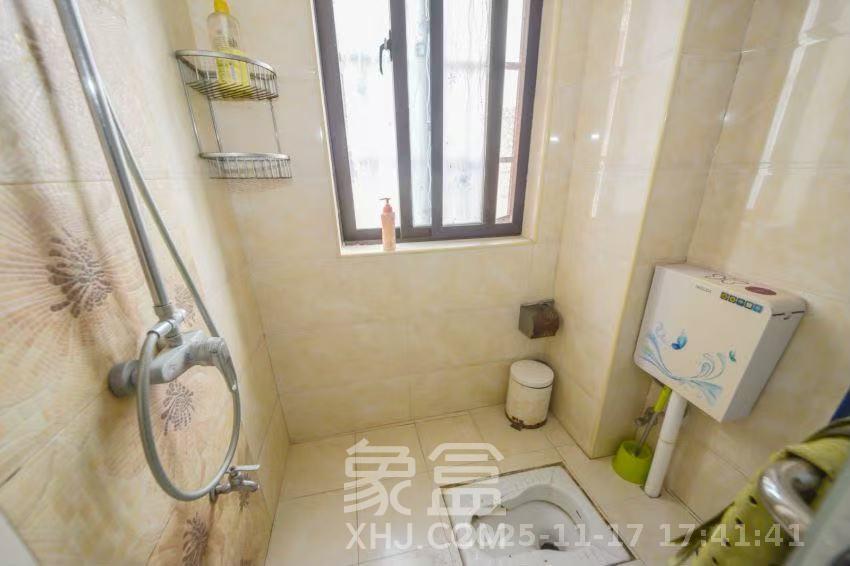 芒果天地(芒果雅苑)  3室2厅1卫    3000.0元/月室内图