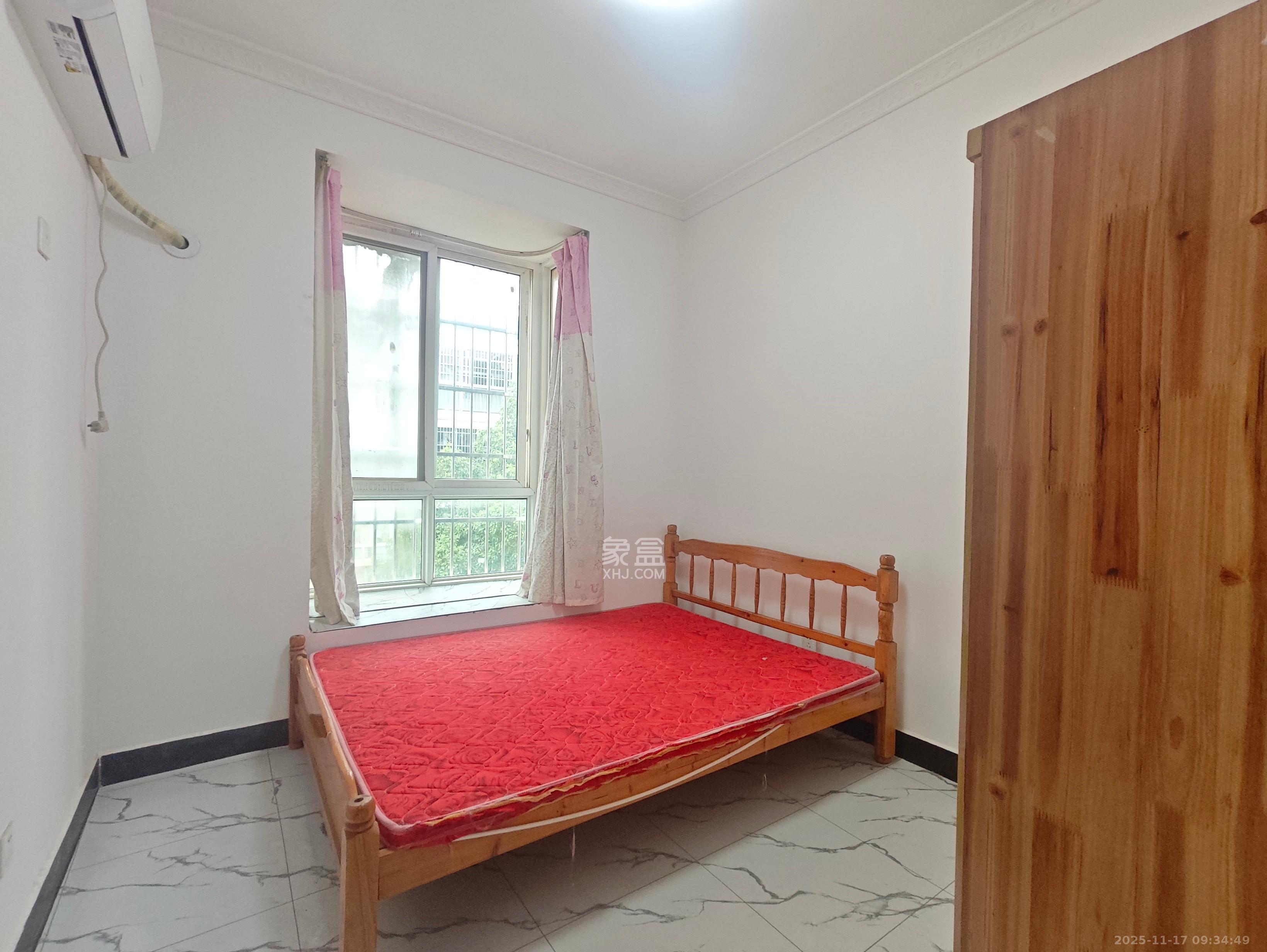 星城国际  3室2厅1卫    1200.0元/月室内图