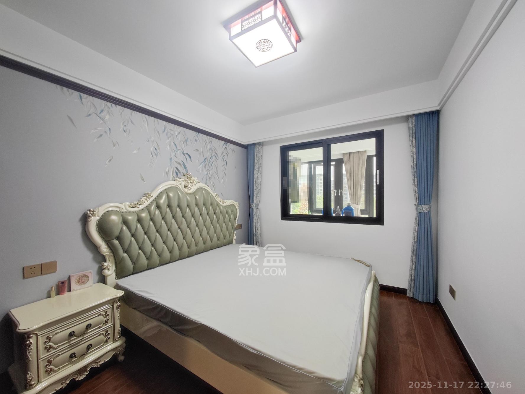 弘阳万侯府 4室2厅2卫 218.0万 弘阳万侯府 4室2厅2卫 218.0万卧室