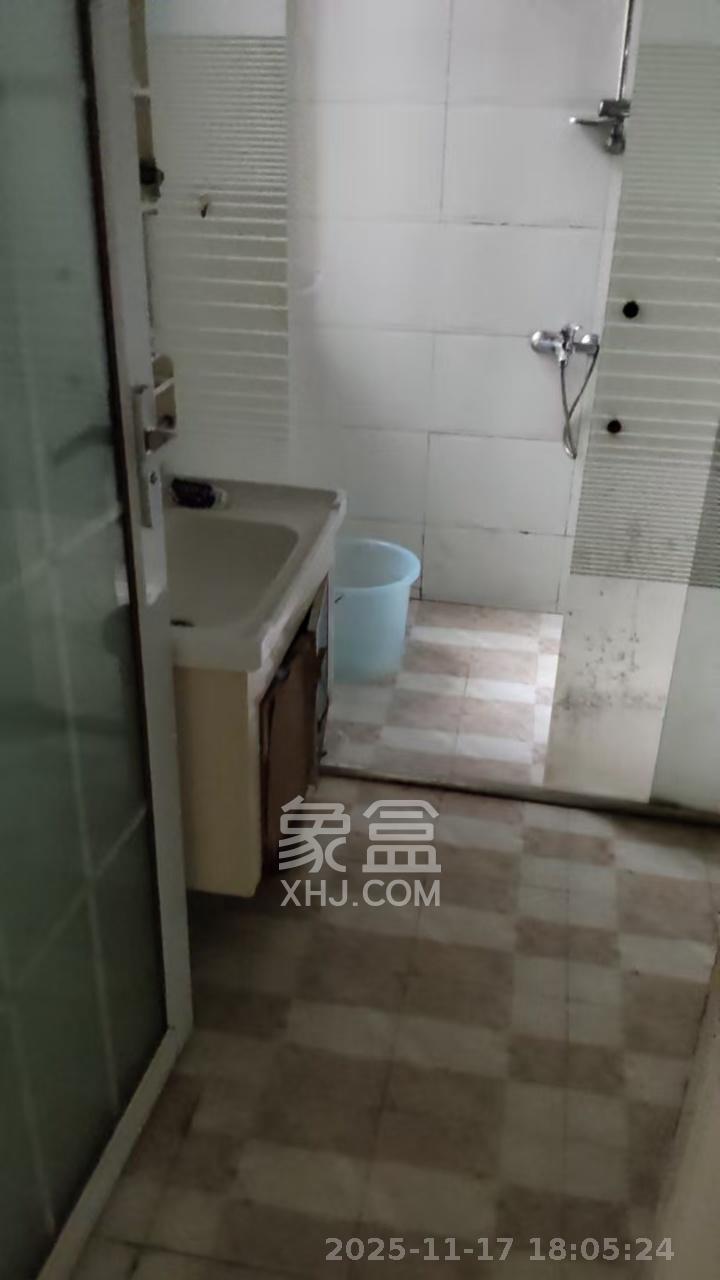 德庆水韵山城 1室2厅1卫 1700.0元/月 德庆水韵山城 1室2厅1卫 1700.0元/月室内图