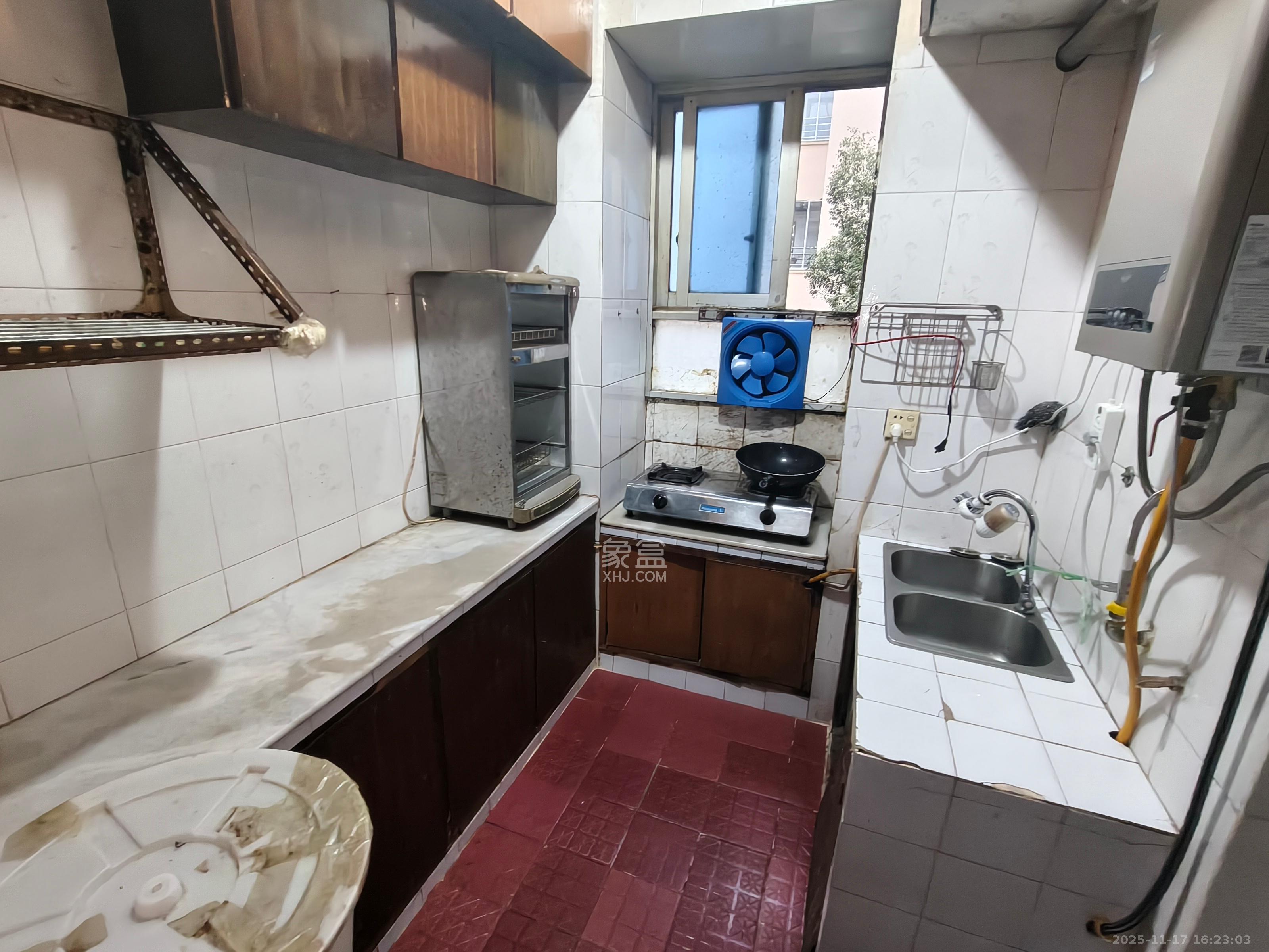 人民新村  1室1厅1卫    1500.0元/月室内图