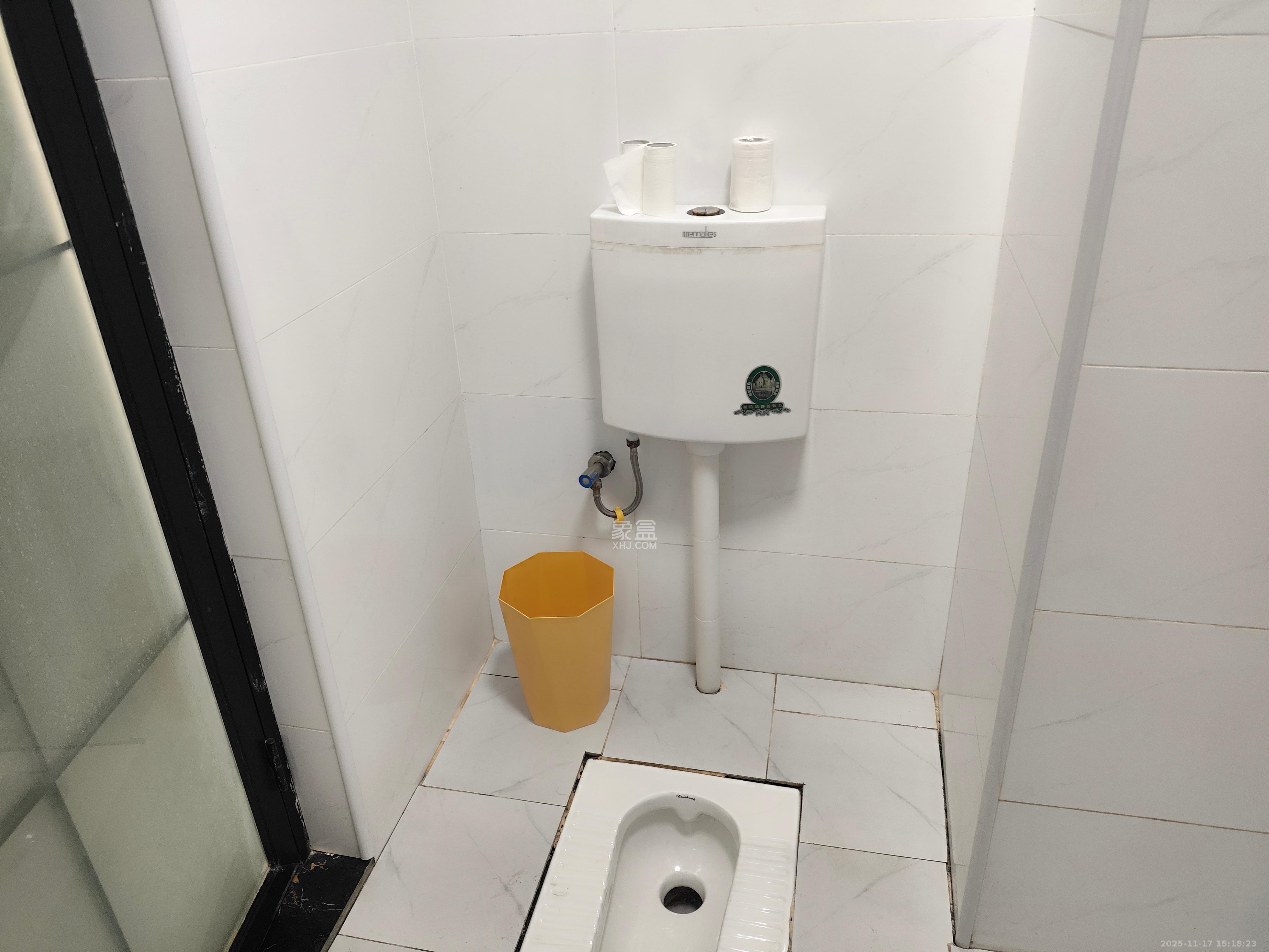 万润时光里 1室1厅1卫 1500.0元/月 万润时光里 1室1厅1卫 1500.0元/月室内图