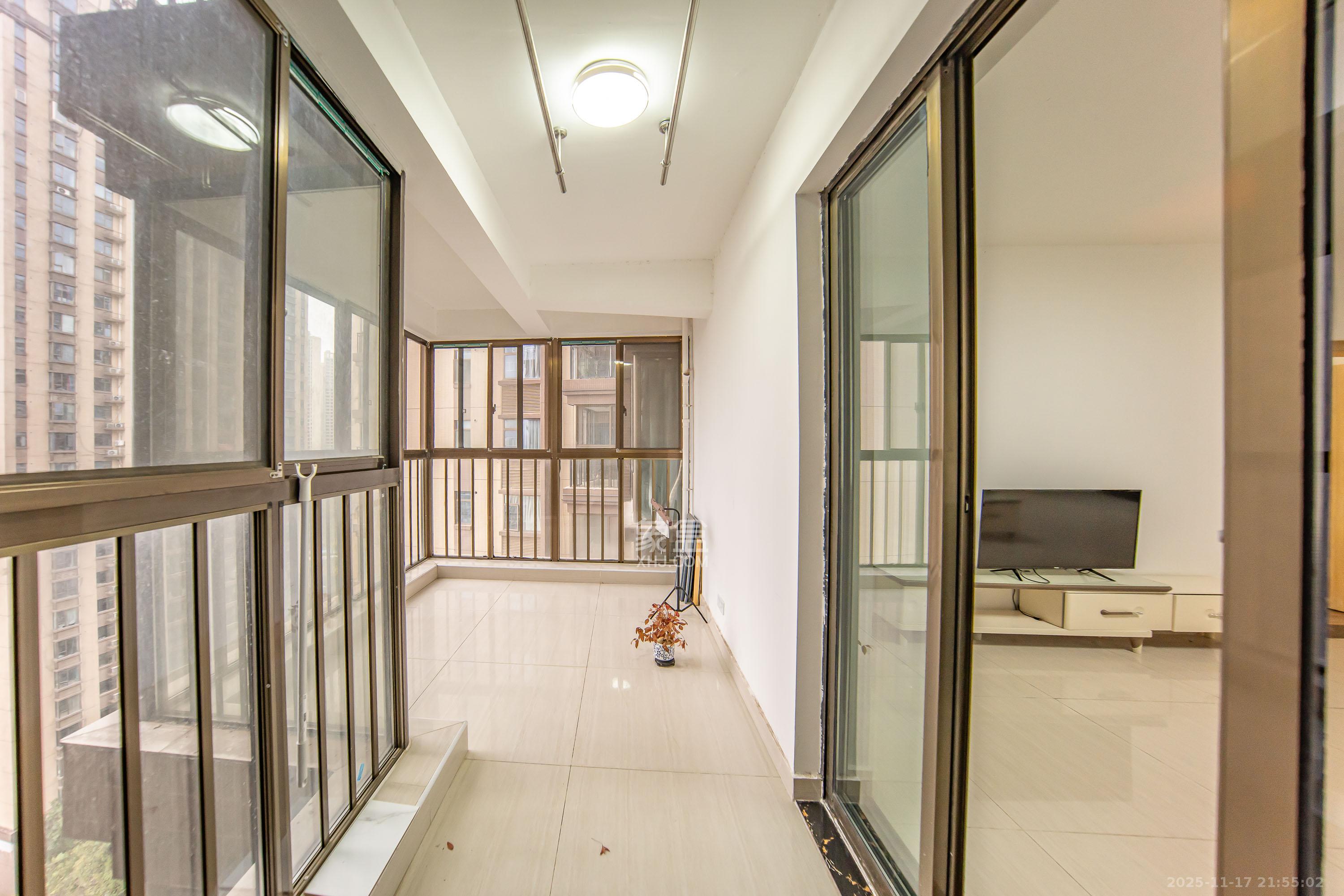 江山帝景雅典 4室2厅2卫 130.0万 江山帝景雅典 4室2厅2卫 130.0万阳台