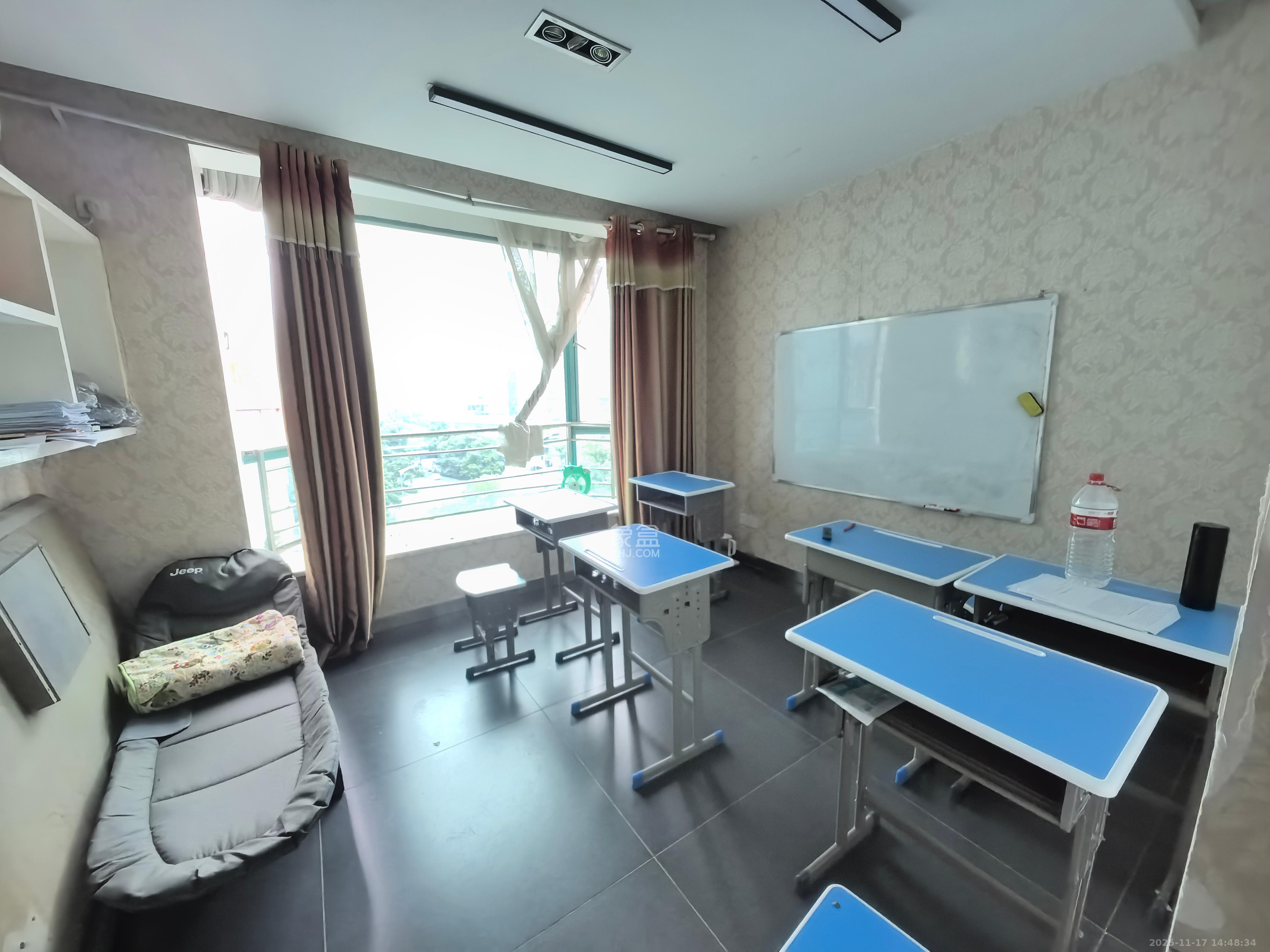 三重大厦（三重才园小区)  3室2厅2卫    3700.0元/月