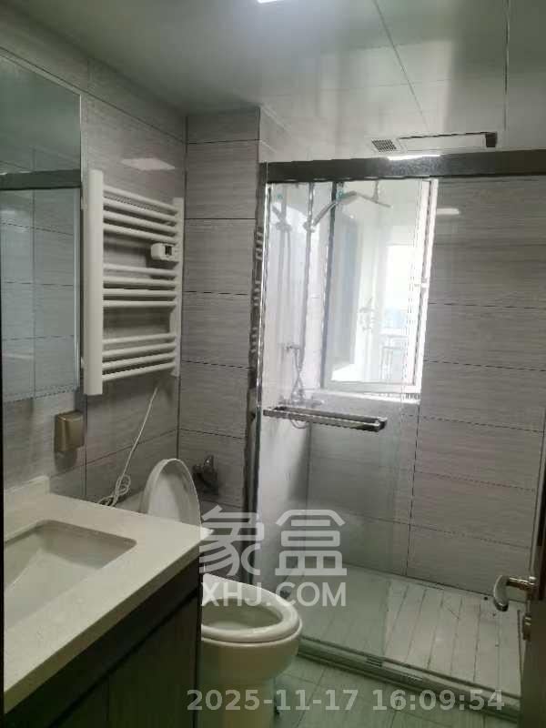 中欣楚天御府E区 3室2厅2卫 2600.0元/月 中欣楚天御府E区 3室2厅2卫 2600.0元/月室内图