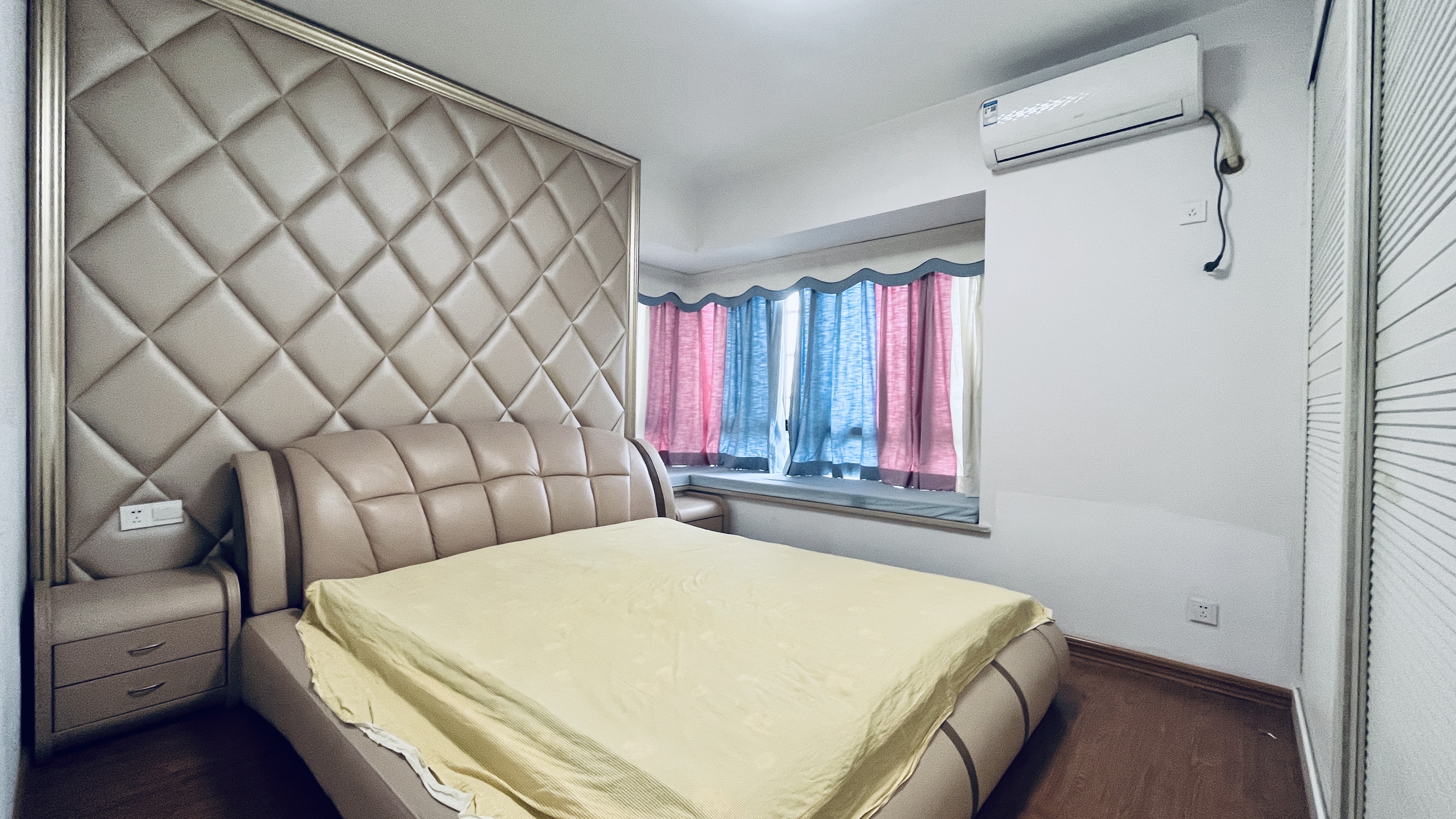 碧桂园 3室2厅1卫 2100.0元/月 碧桂园 3室2厅1卫 2100.0元/月室内图