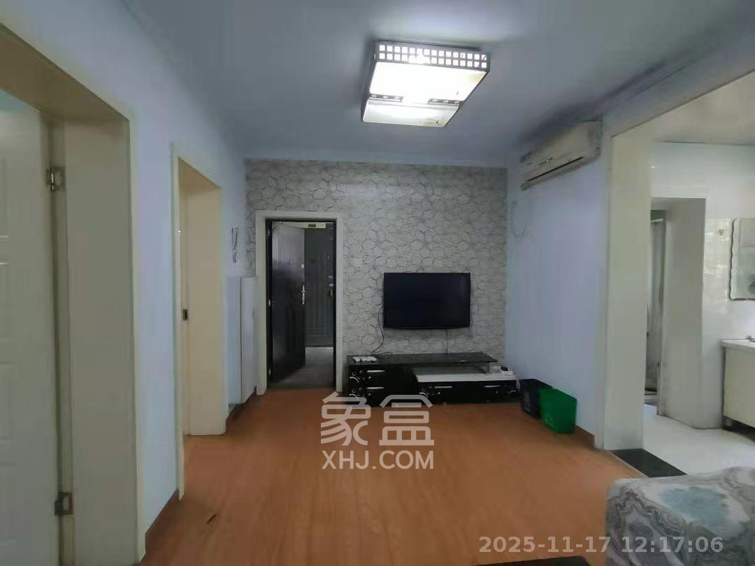 曙光路友阿宿舍 3室2厅1卫 1800.0元/月 曙光路友阿宿舍 3室2厅1卫 1800.0元/月室内图