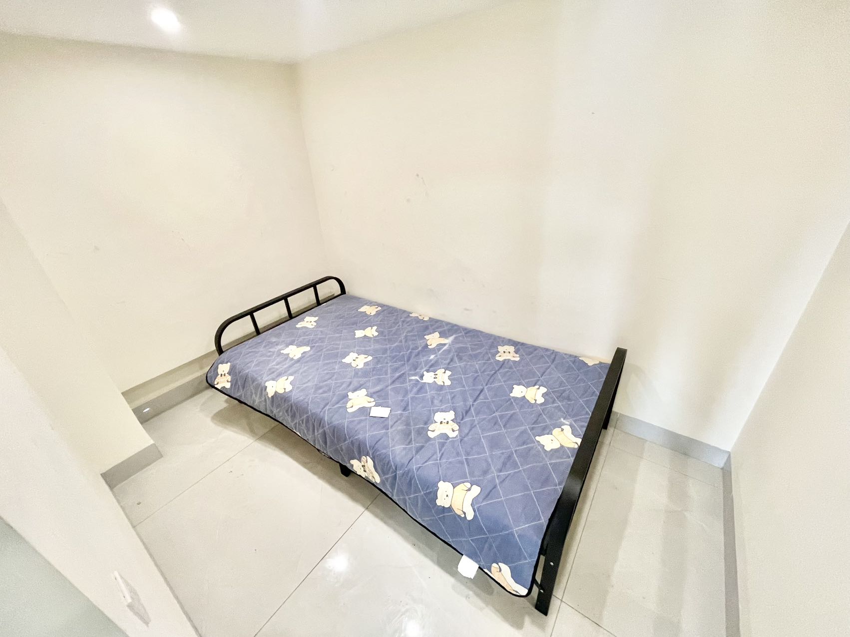 万达广场骏豪仕家(万达公馆) 2室2厅2卫 2200.0元/月 万达广场骏豪仕家(万达公馆) 2室2厅2卫 2200.0元/月室内图