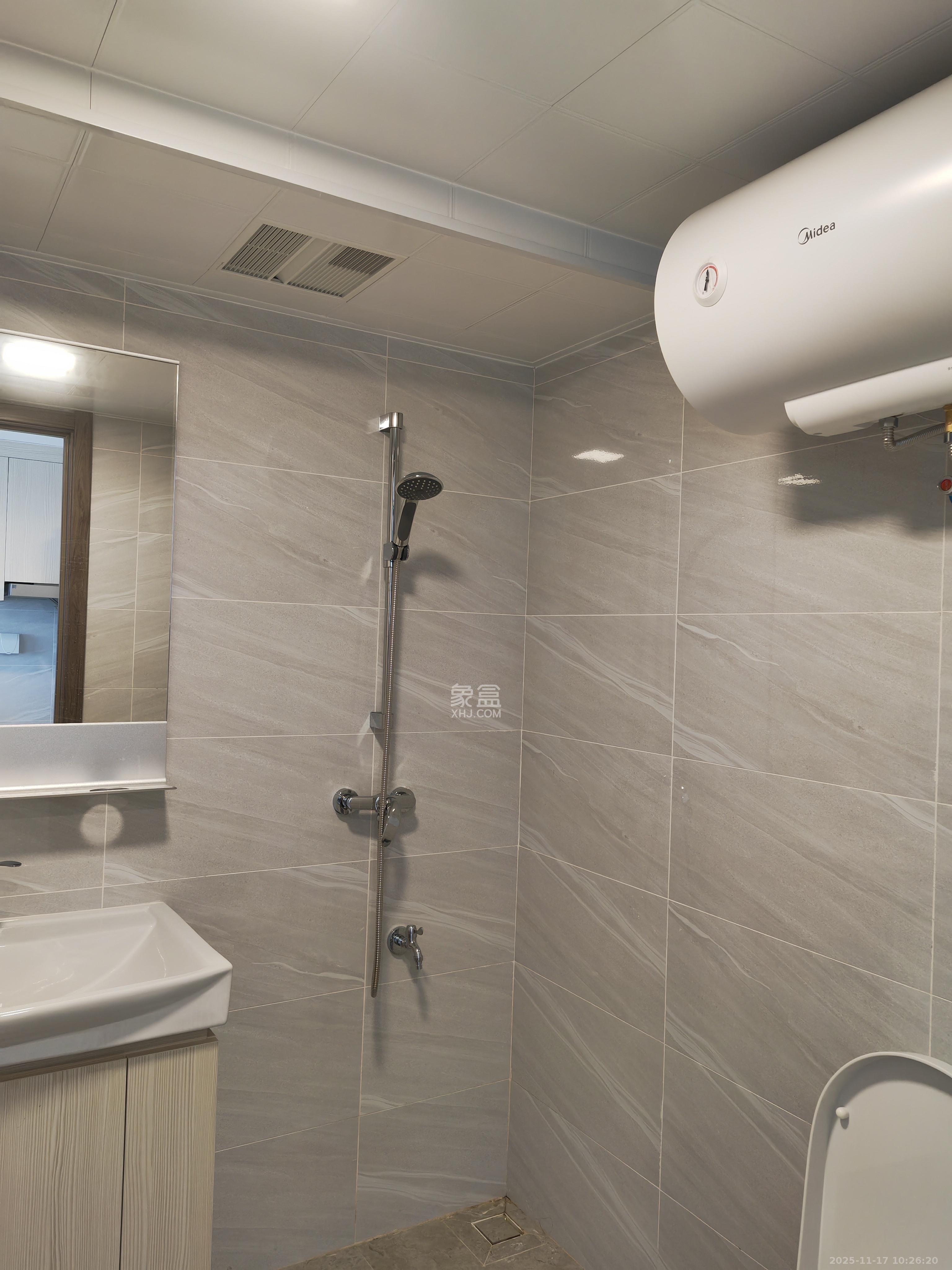 新长海漓湘悦 1室1厅1卫 1300.0元/月 新长海漓湘悦 1室1厅1卫 1300.0元/月室内图