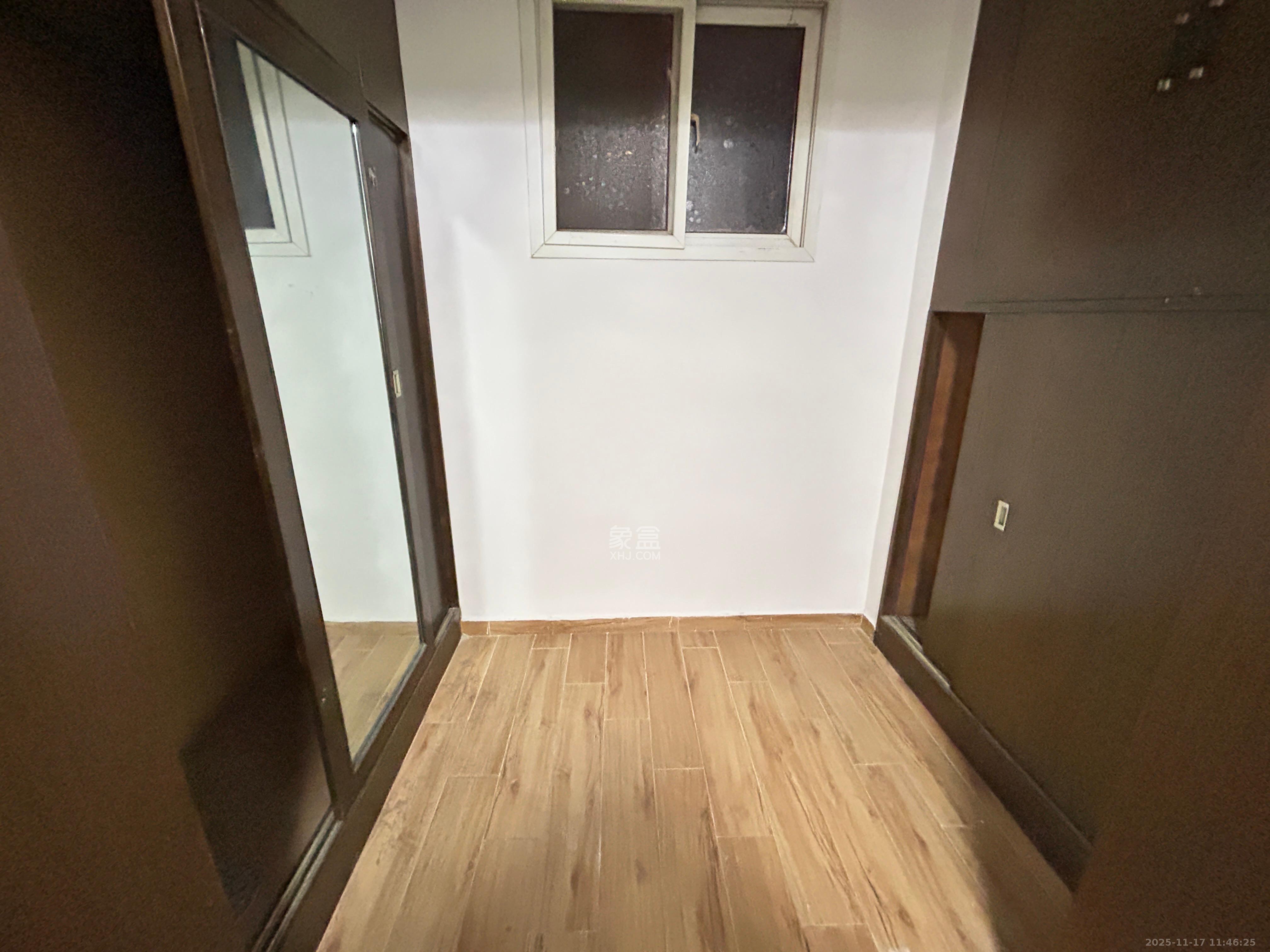 燕子岭散盘 3室2厅1卫 2500.0元/月 燕子岭散盘 3室2厅1卫 2500.0元/月室内图