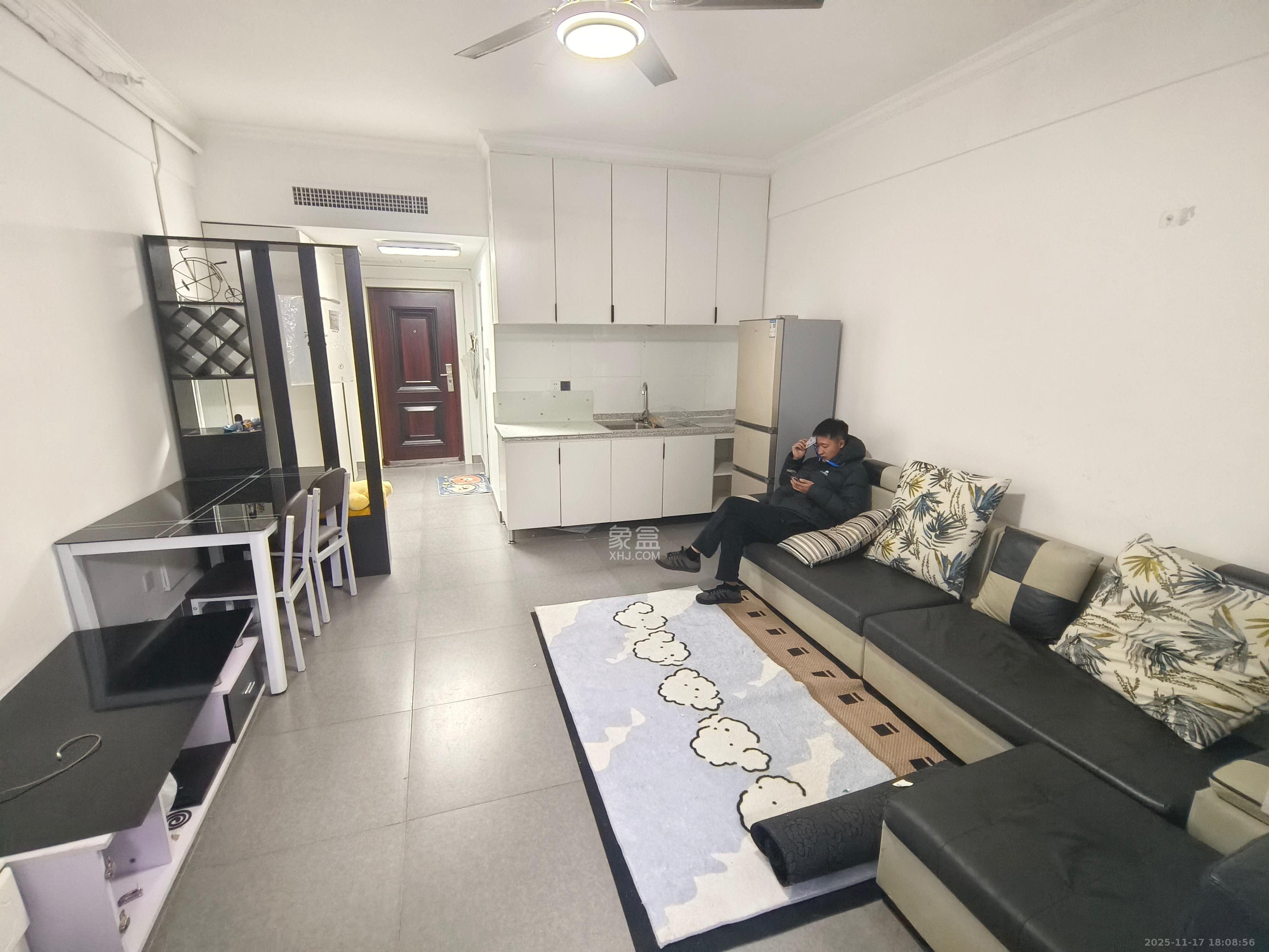 明城国际  1室0厅0卫    1700.0元/月