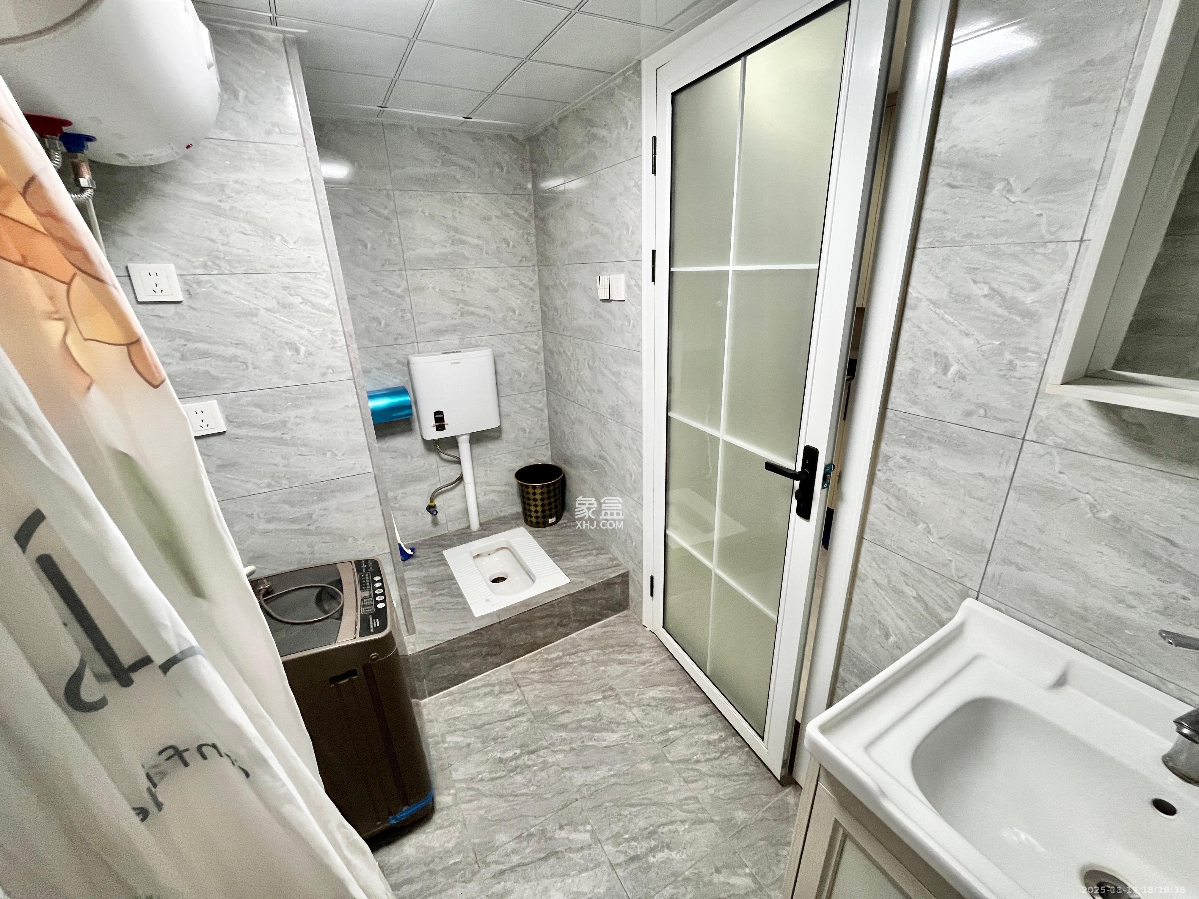 南山梅溪一方 2室1厅1卫 2000.0元/月 南山梅溪一方 2室1厅1卫 2000.0元/月室内图