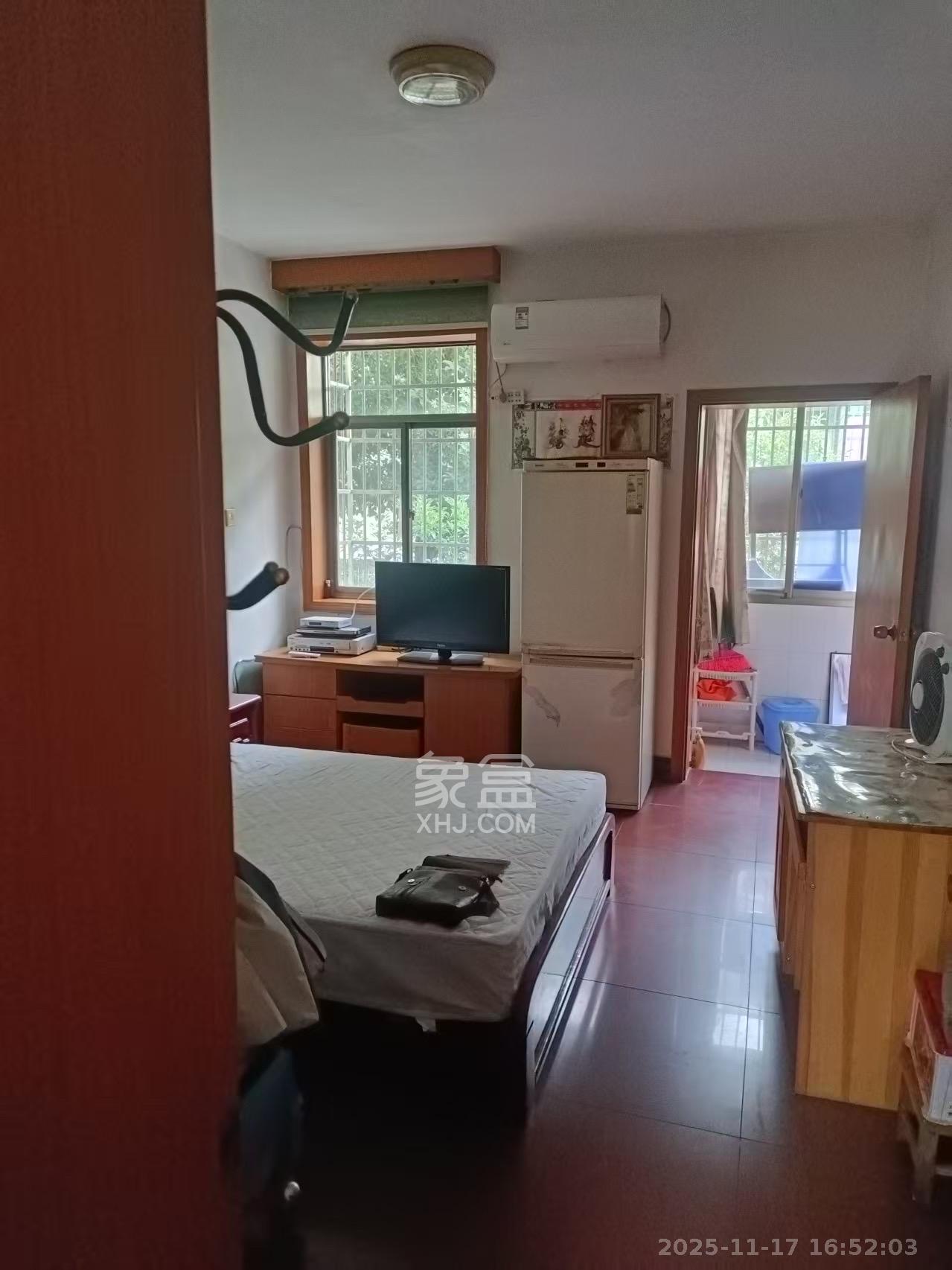 曾家湾小区 2室1厅1卫 1000.0元/月 曾家湾小区 2室1厅1卫 1000.0元/月室内图