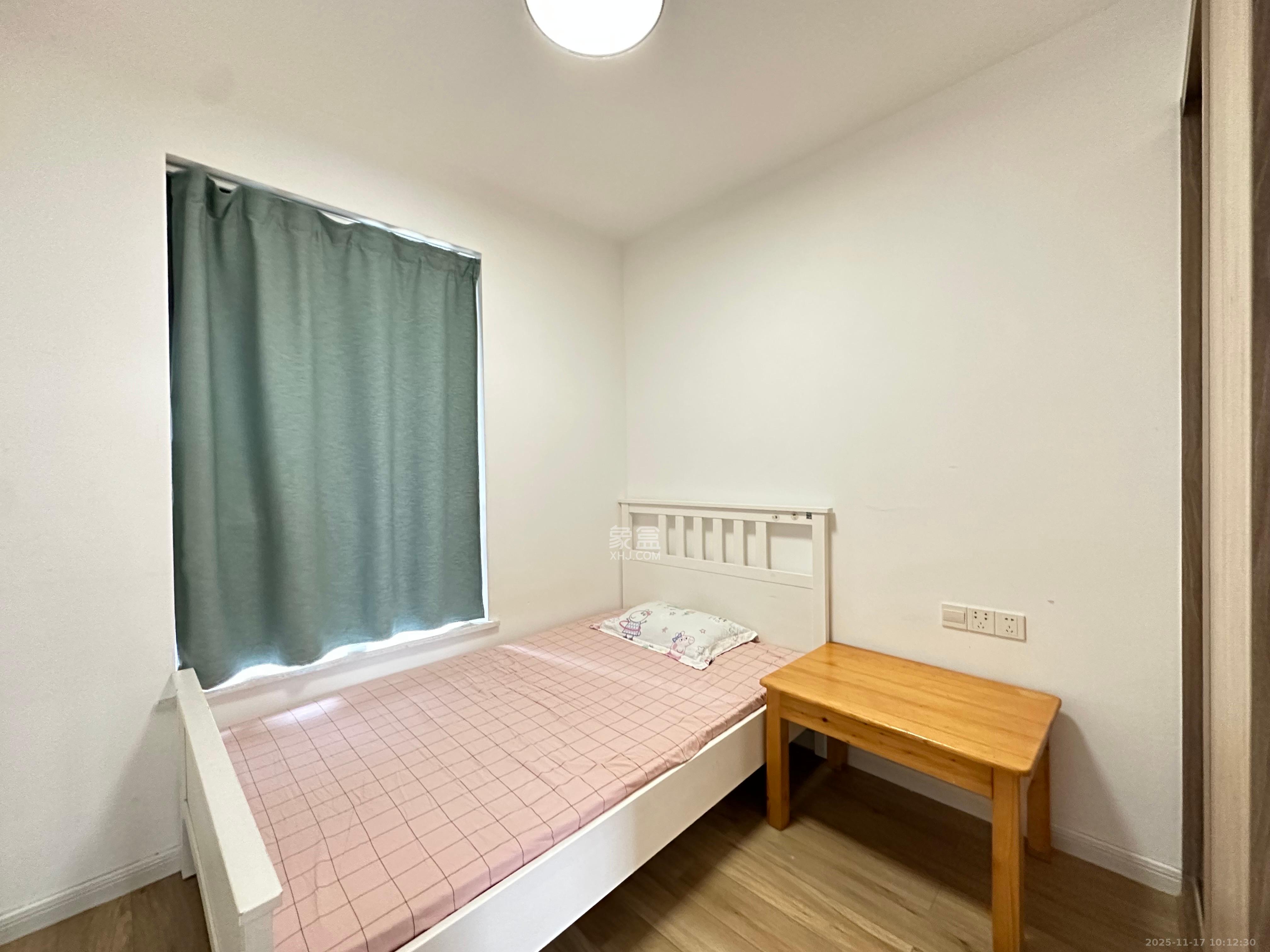 保利麓谷林语E区  3室2厅1卫    2300.0元/月室内图