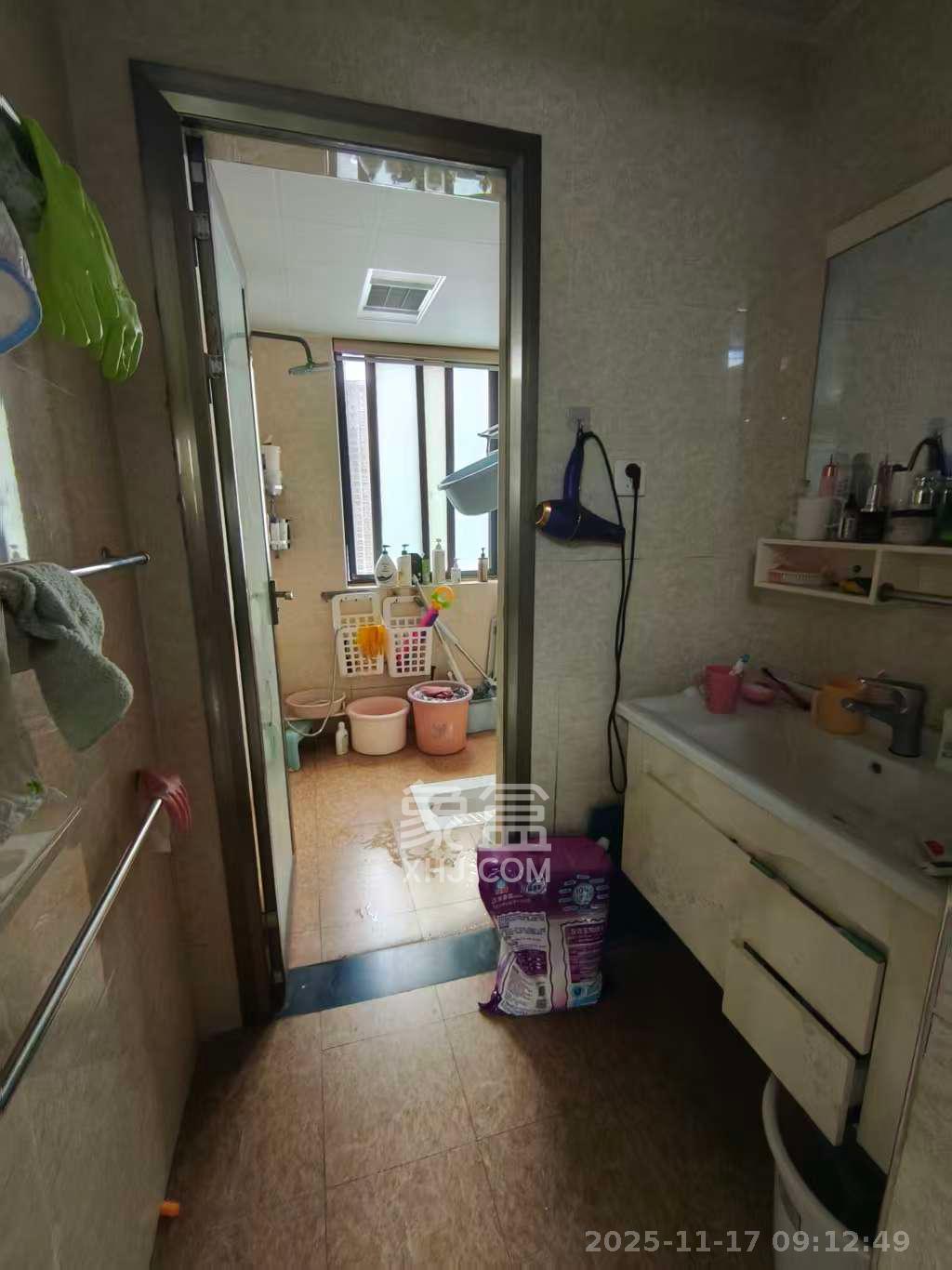 钰龙天下一期 3室2厅2卫 3100.0元/月 钰龙天下一期 3室2厅2卫 3100.0元/月室内图