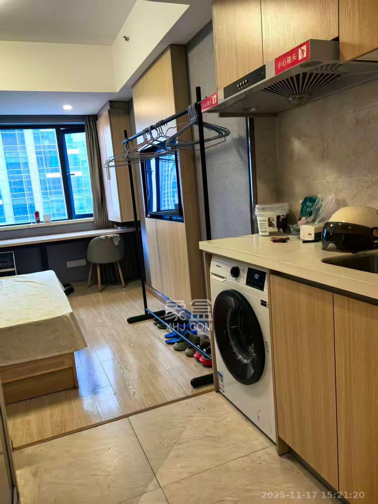 协信星澜汇  1室0厅1卫    1300.0元/月室内图