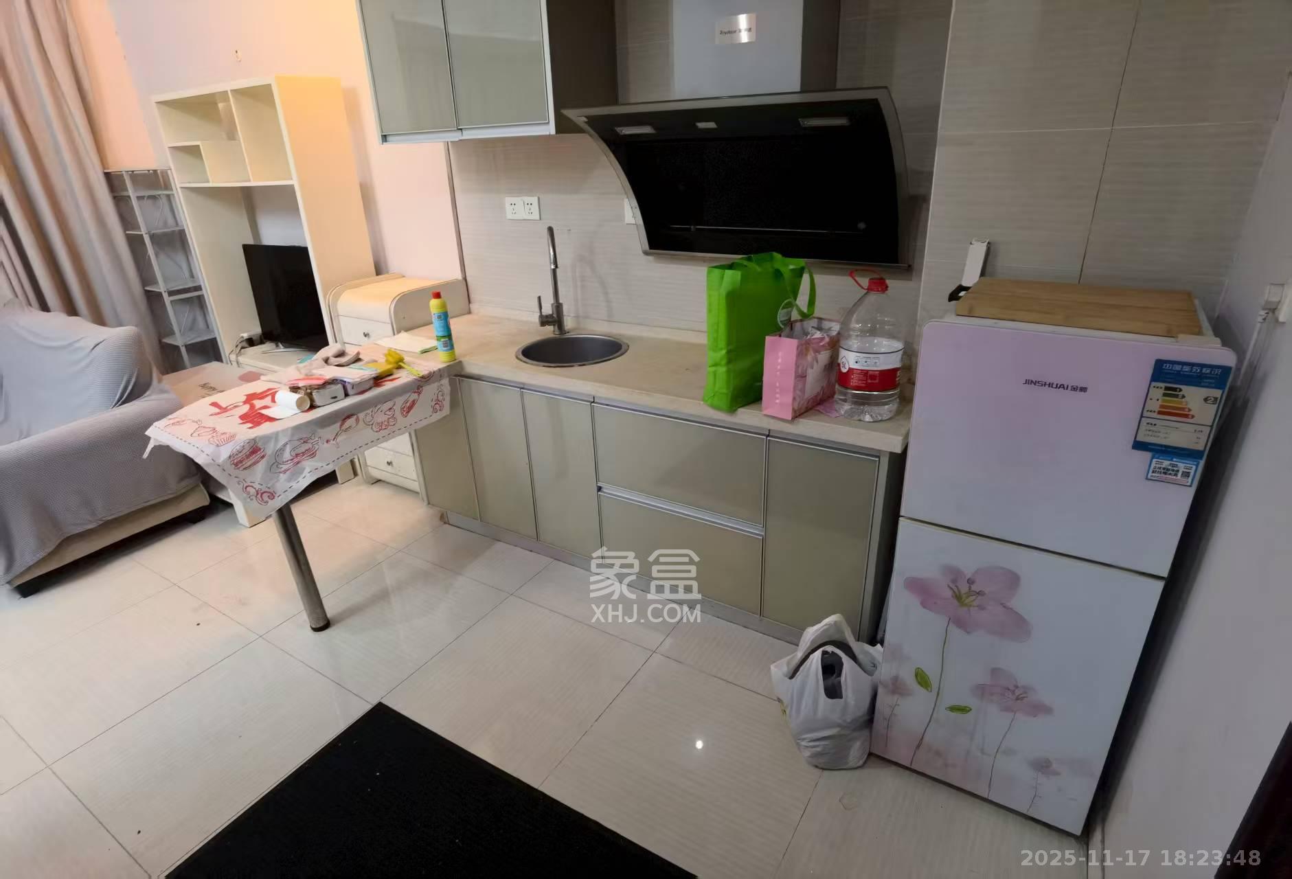 听香水榭 1室1厅1卫 1500.0元/月 听香水榭 1室1厅1卫 1500.0元/月室内图