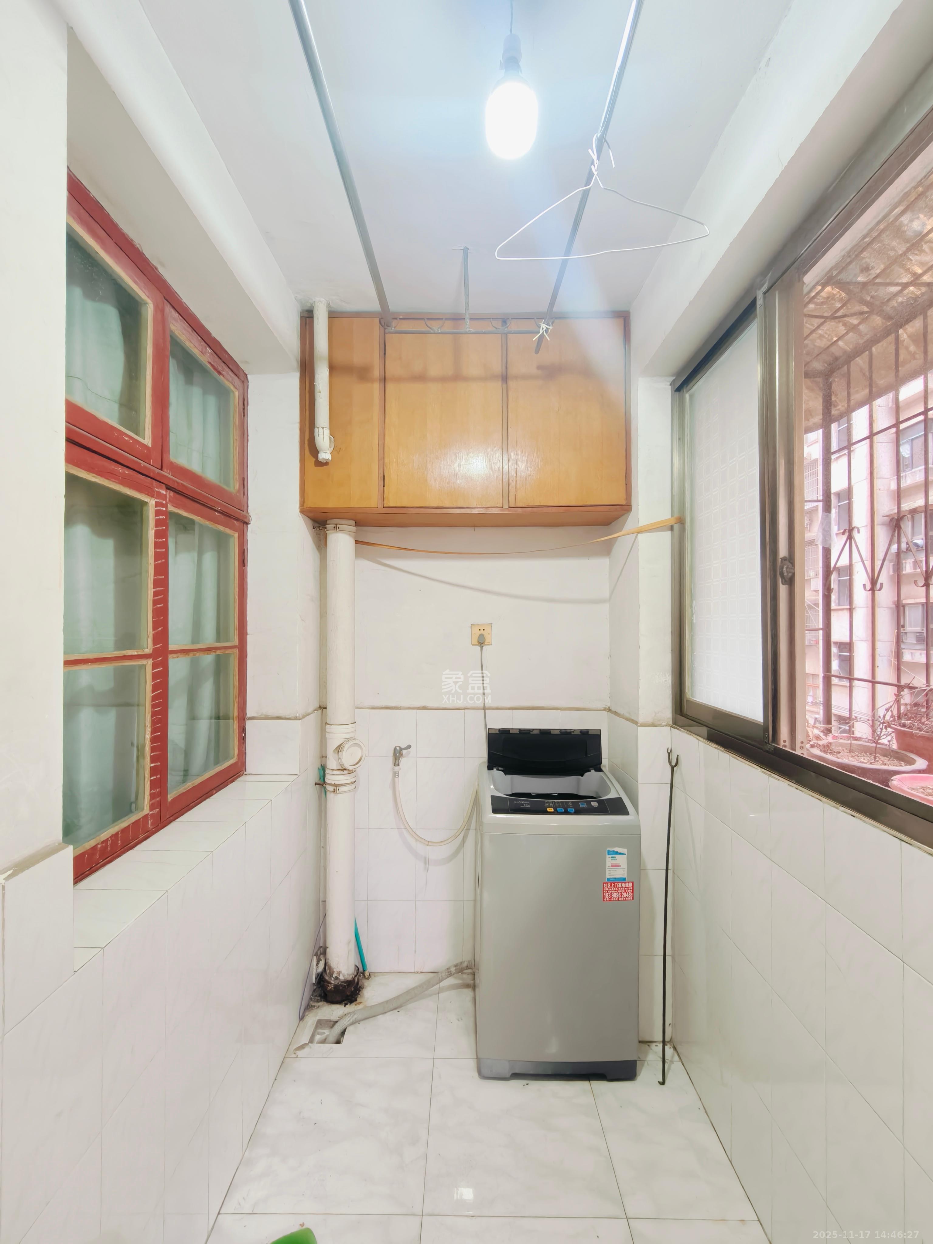 东风一村社区房(王家垅) 2室2厅1卫 1100.0元/月 东风一村社区房(王家垅) 2室2厅1卫 1100.0元/月室内图