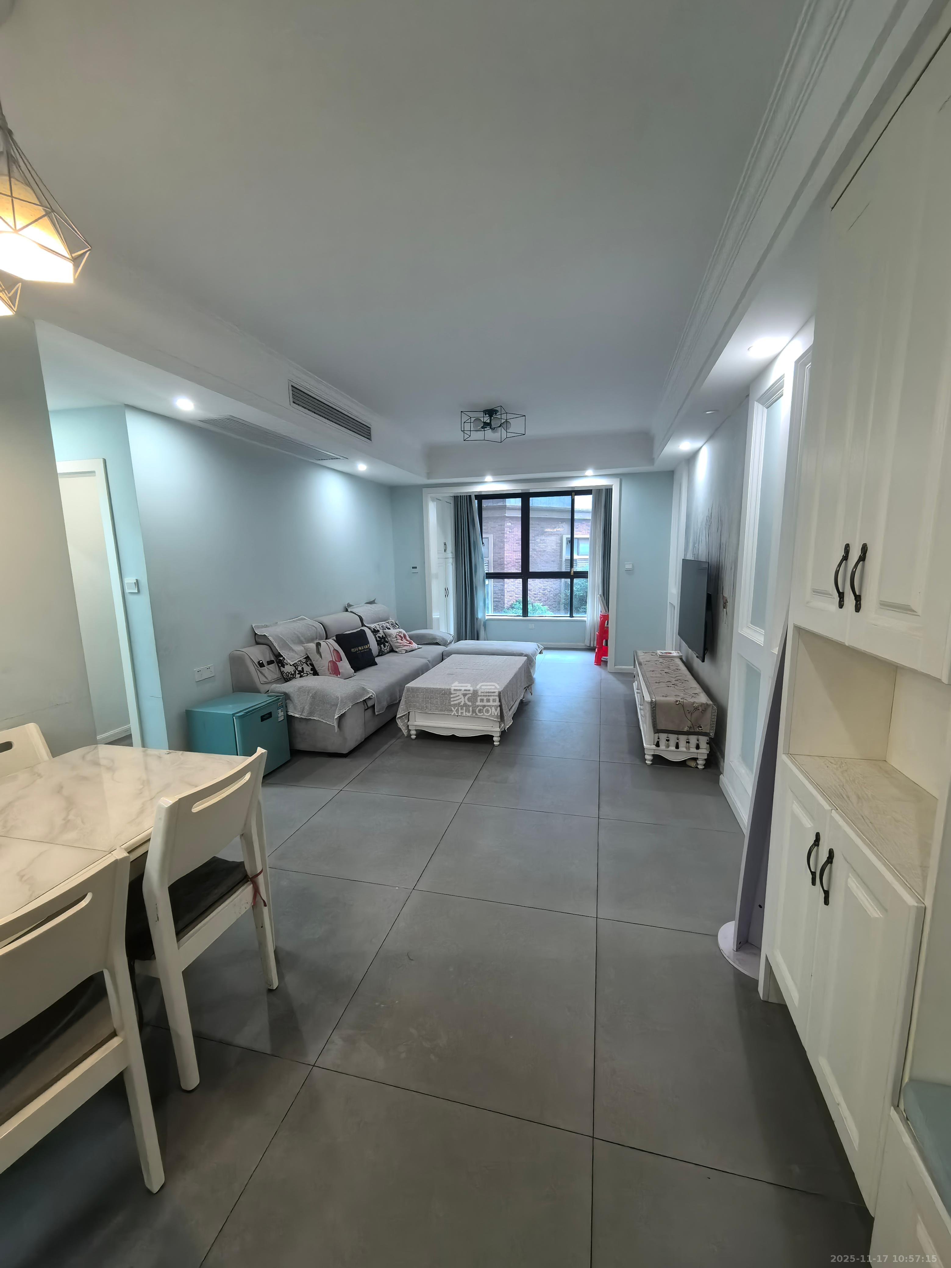 协信星澜汇  2室2厅1卫    2600.0元/月室内图