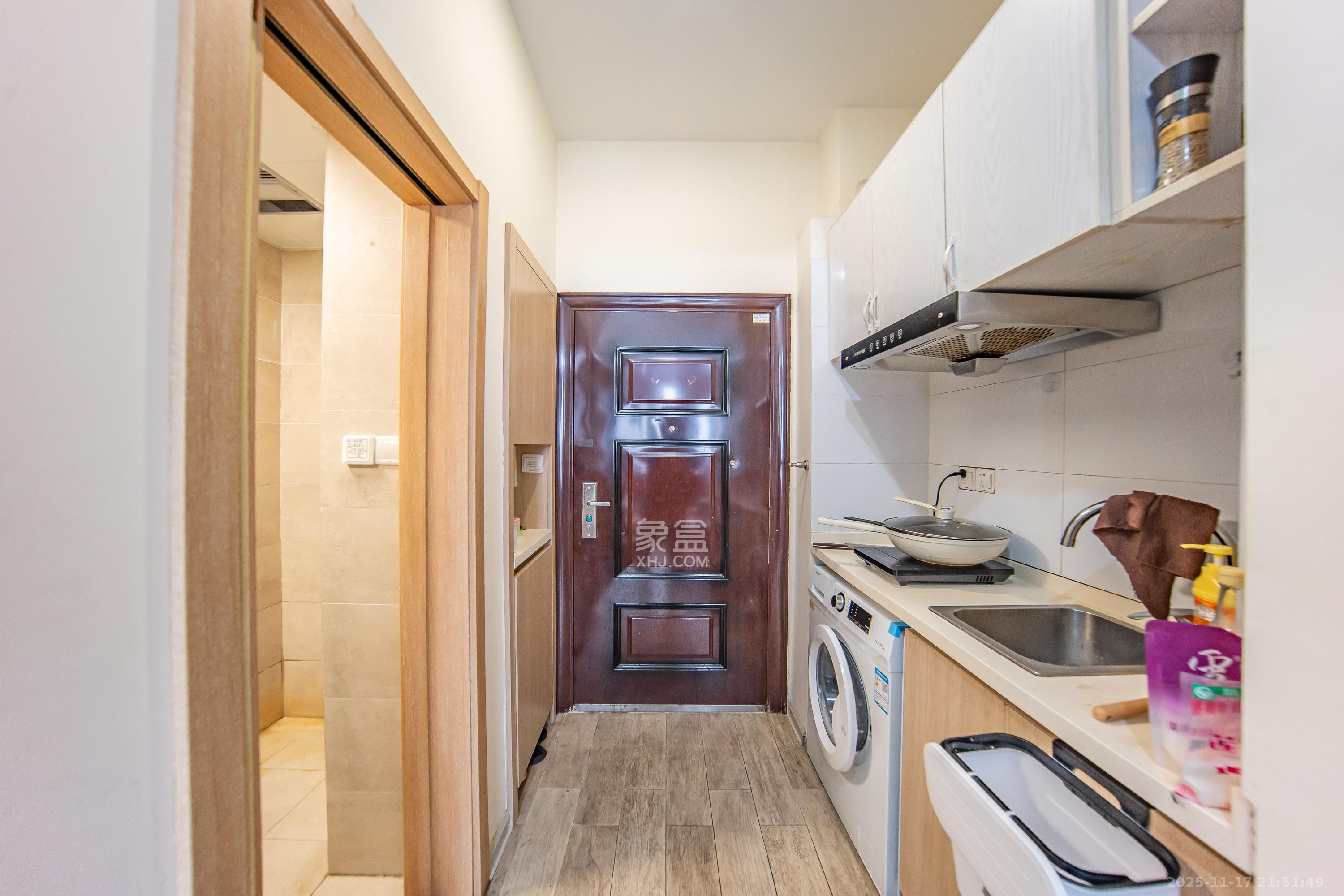 兰亭湾畔 1室1厅1卫 13.0万 兰亭湾畔 1室1厅1卫 13.0万厨房