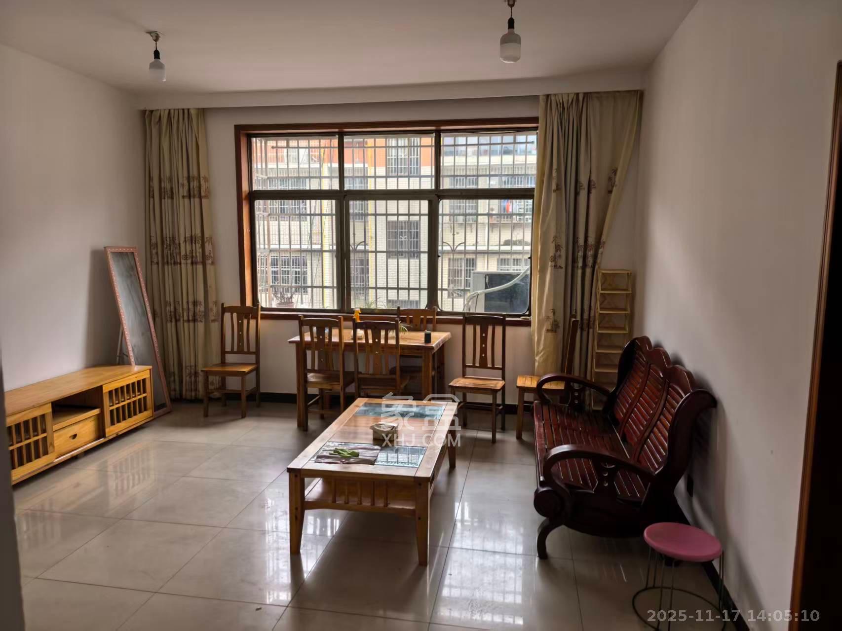 月湖安置小区(马栏山小区) 2室1厅1卫 1200.0元/月 月湖安置小区(马栏山小区) 2室1厅1卫 1200.0元/月室内图