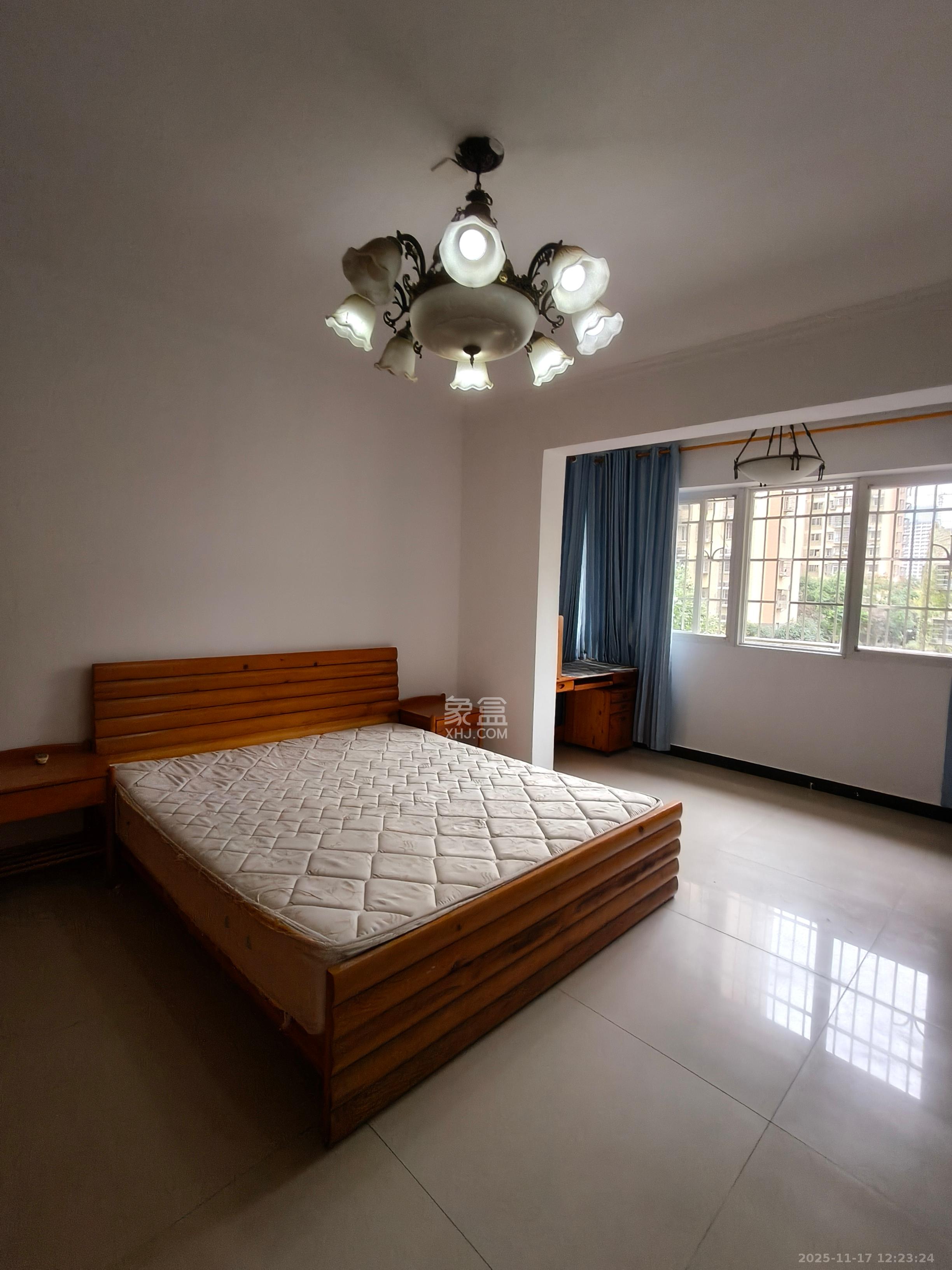 星城新宇黎锦苑  3室2厅2卫    2200.0元/月室内图