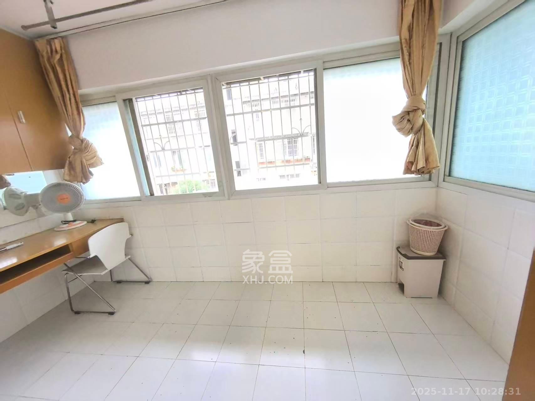 机务公寓 2室2厅1卫 1800.0元/月 机务公寓 2室2厅1卫 1800.0元/月室内图