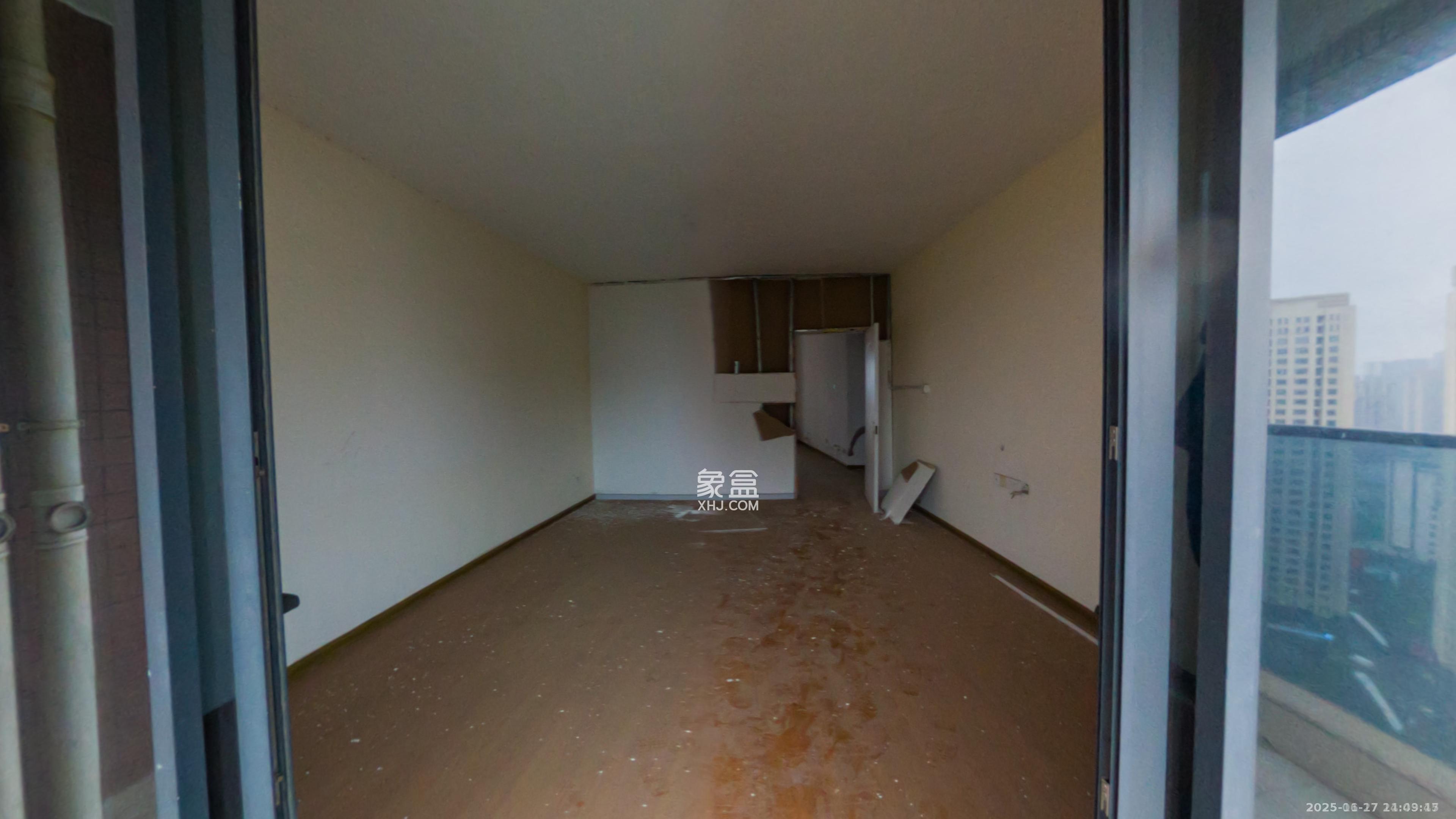 京武浪琴山一、二期 4室2厅2卫 4000.0元/月 京武浪琴山一、二期 4室2厅2卫 4000.0元/月室内图