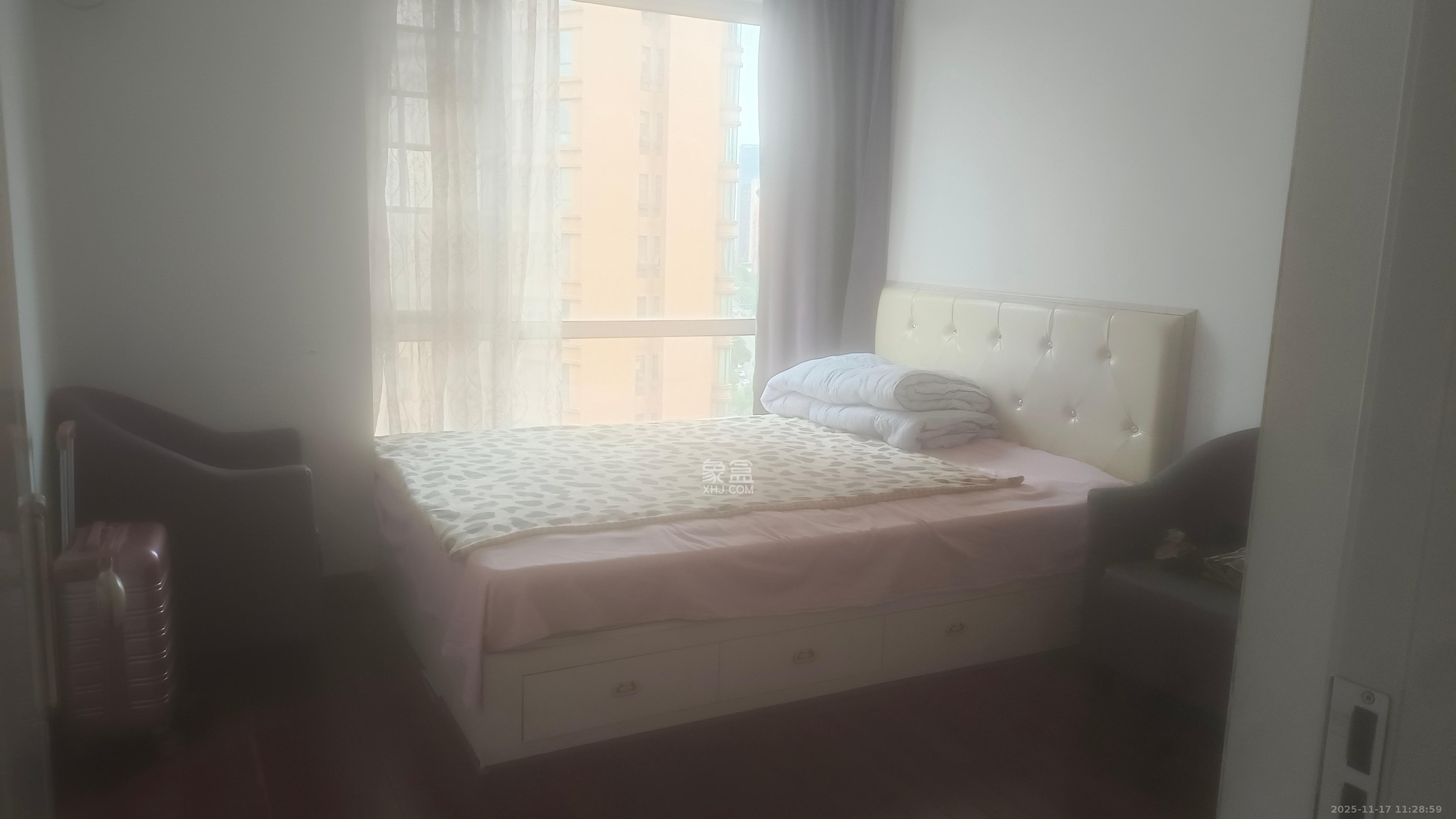 五矿万境水岸二期（五矿万境水岸和苑）  3室2厅1卫    2700.0元/月