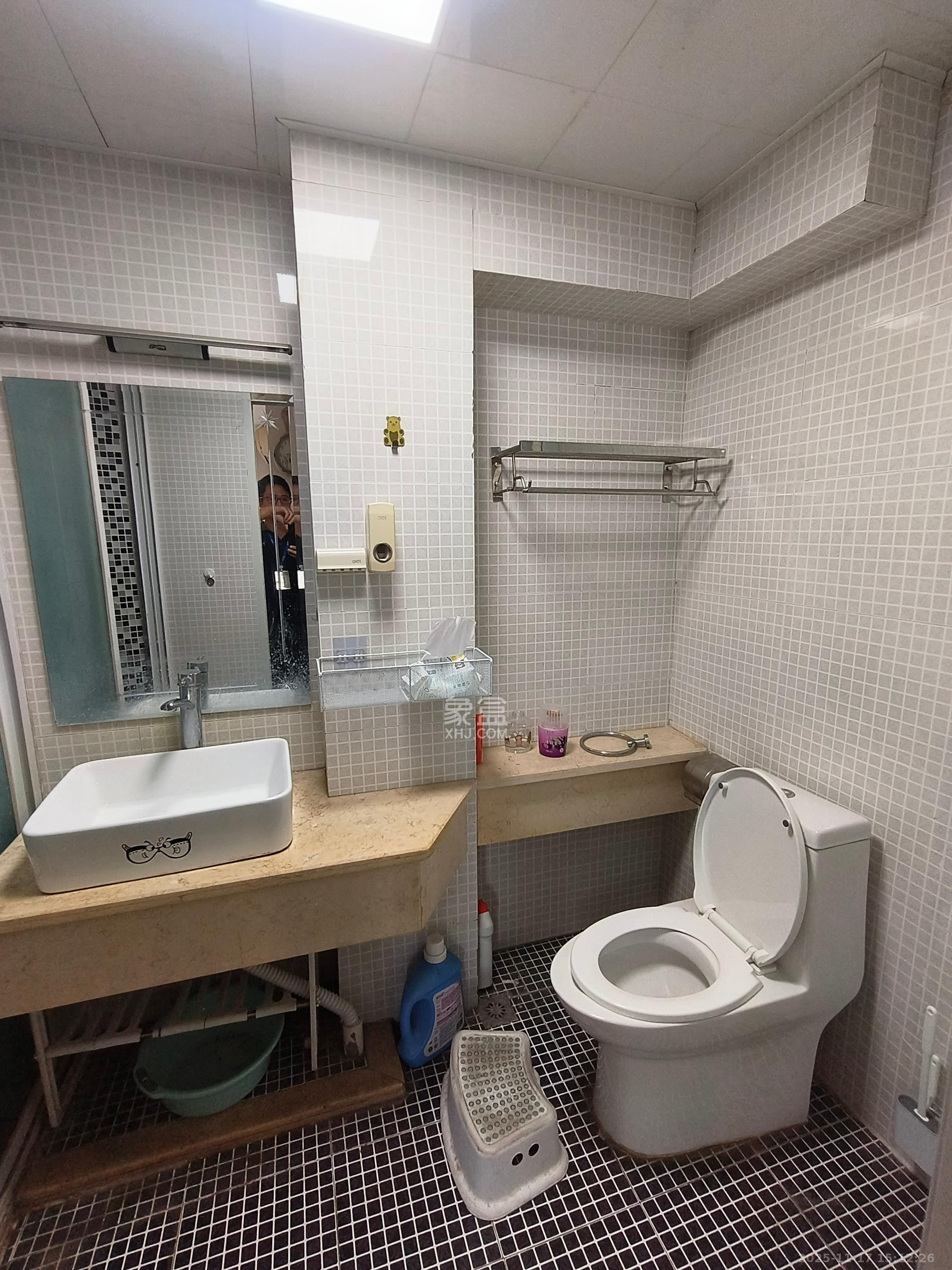 新芙蓉之都  2室2厅1卫    2200.0元/月室内图