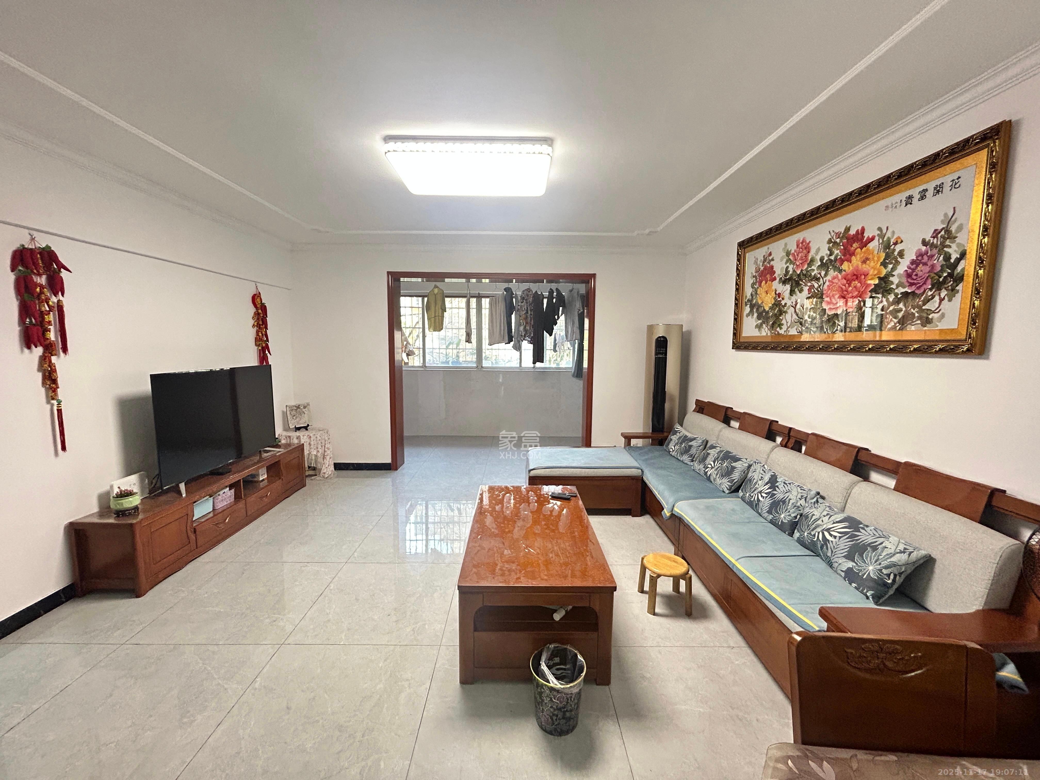 润芳园  2室1厅1卫    1900.0元/月