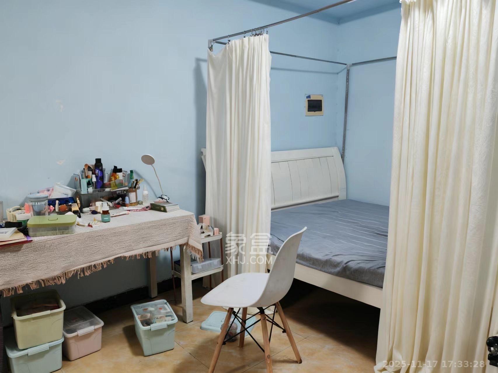 罗马国际公寓  1室1厅1卫    1100.0元/月室内图