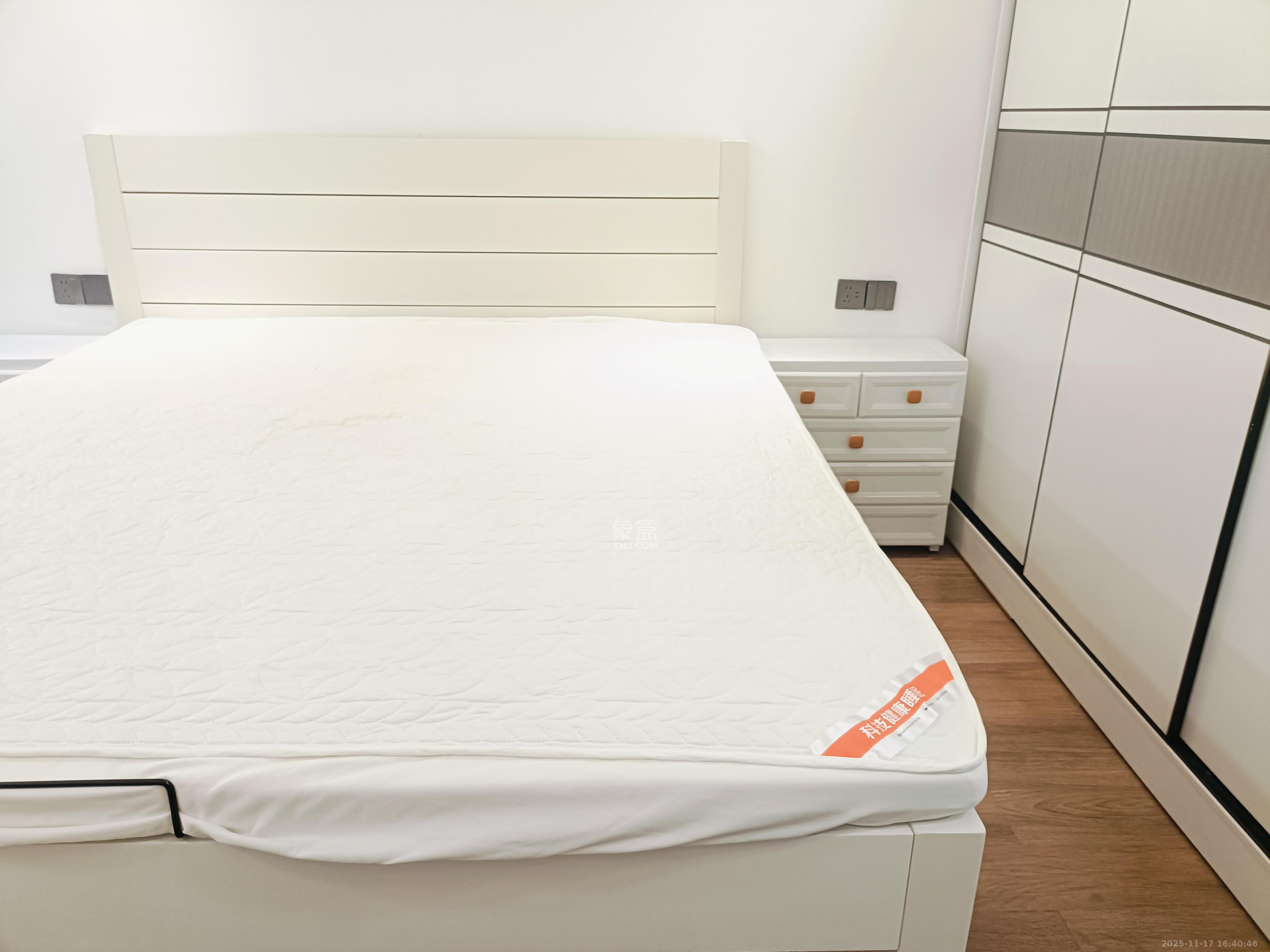 观园国际公寓 1室1厅1卫 1800.0元/月 观园国际公寓 1室1厅1卫 1800.0元/月室内图