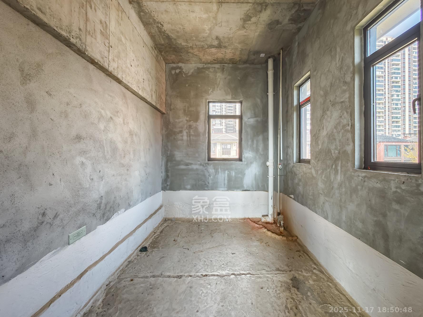 恒基旭辉湖山赋 5室3厅3卫 480.0万 恒基旭辉湖山赋 5室3厅3卫 480.0万卫生间